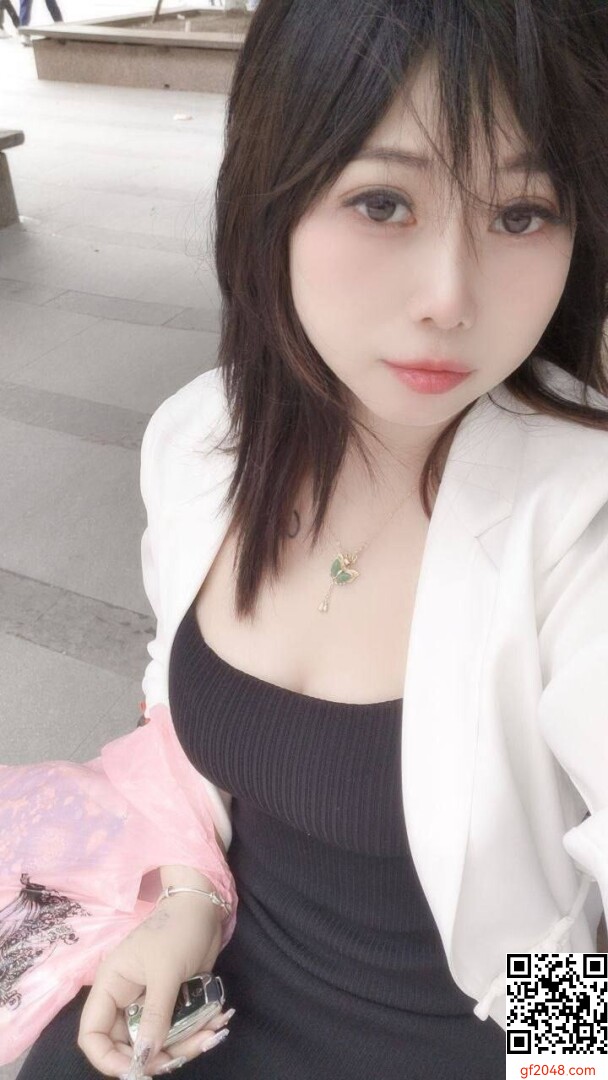 端庄的性感小妹 [48P]