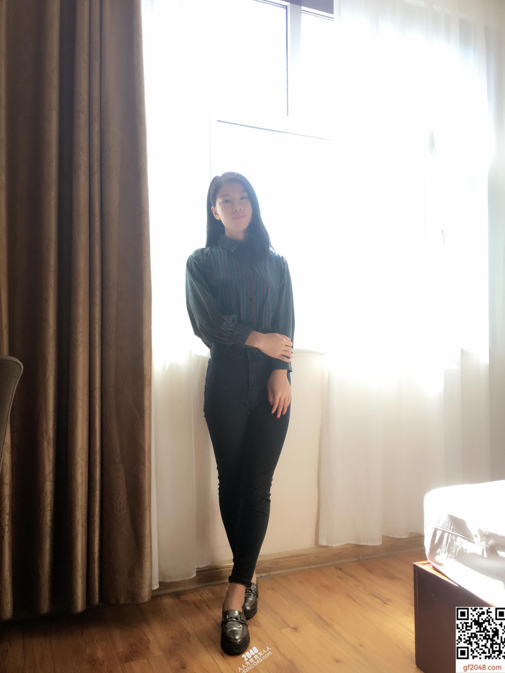 年纪轻轻小少妇［26P］