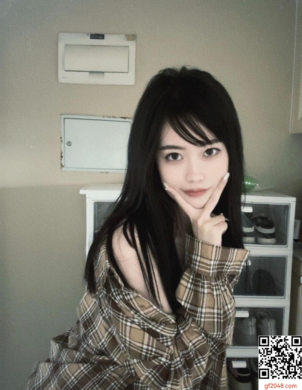 最近搞定的美女 [18P]