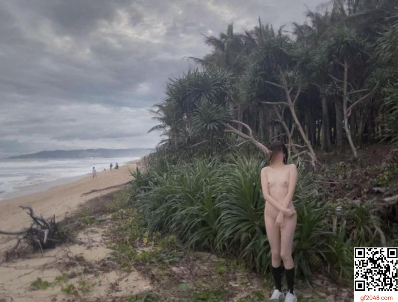 爱露出的人妻[19P]
