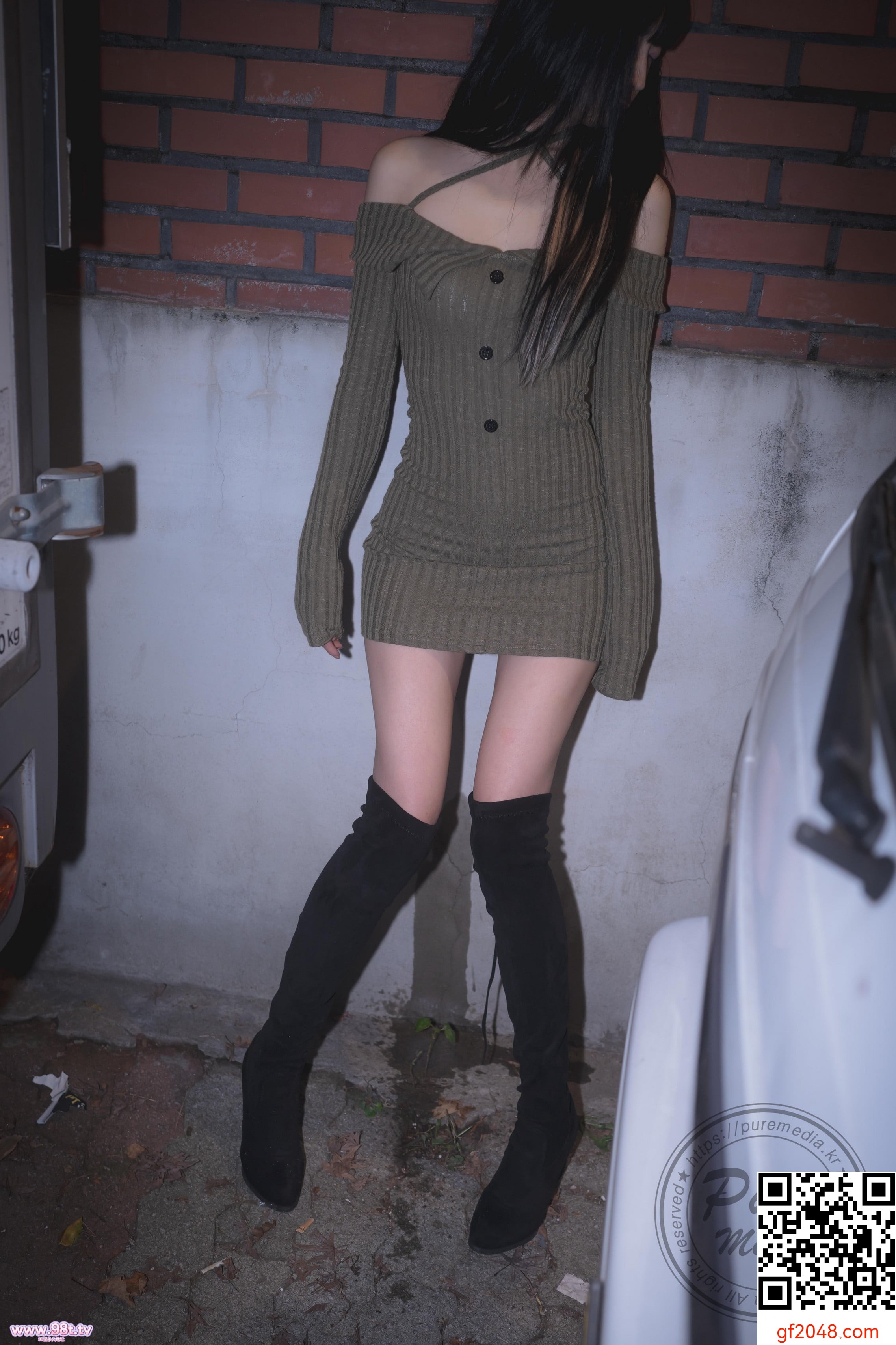 Pure Hina-Black Out Slutty Girl 闺蜜把我灌醉后抛弃马路边幸好有好心小哥哥救我全心全意报答他[244P]
