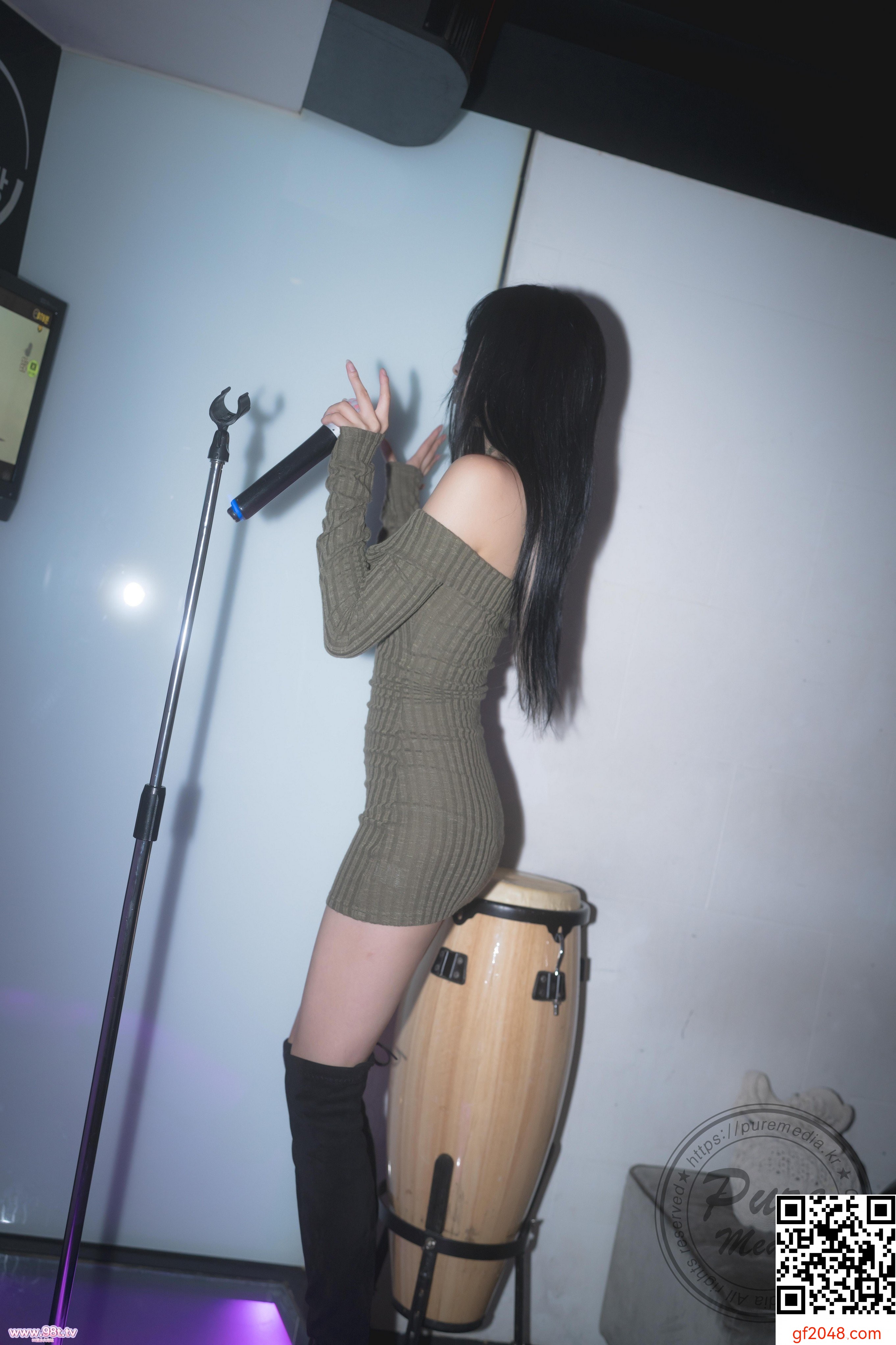 Pure Hina-Black Out Slutty Girl 闺蜜把我灌醉后抛弃马路边幸好有好心小哥哥救我全心全意报答他[244P]