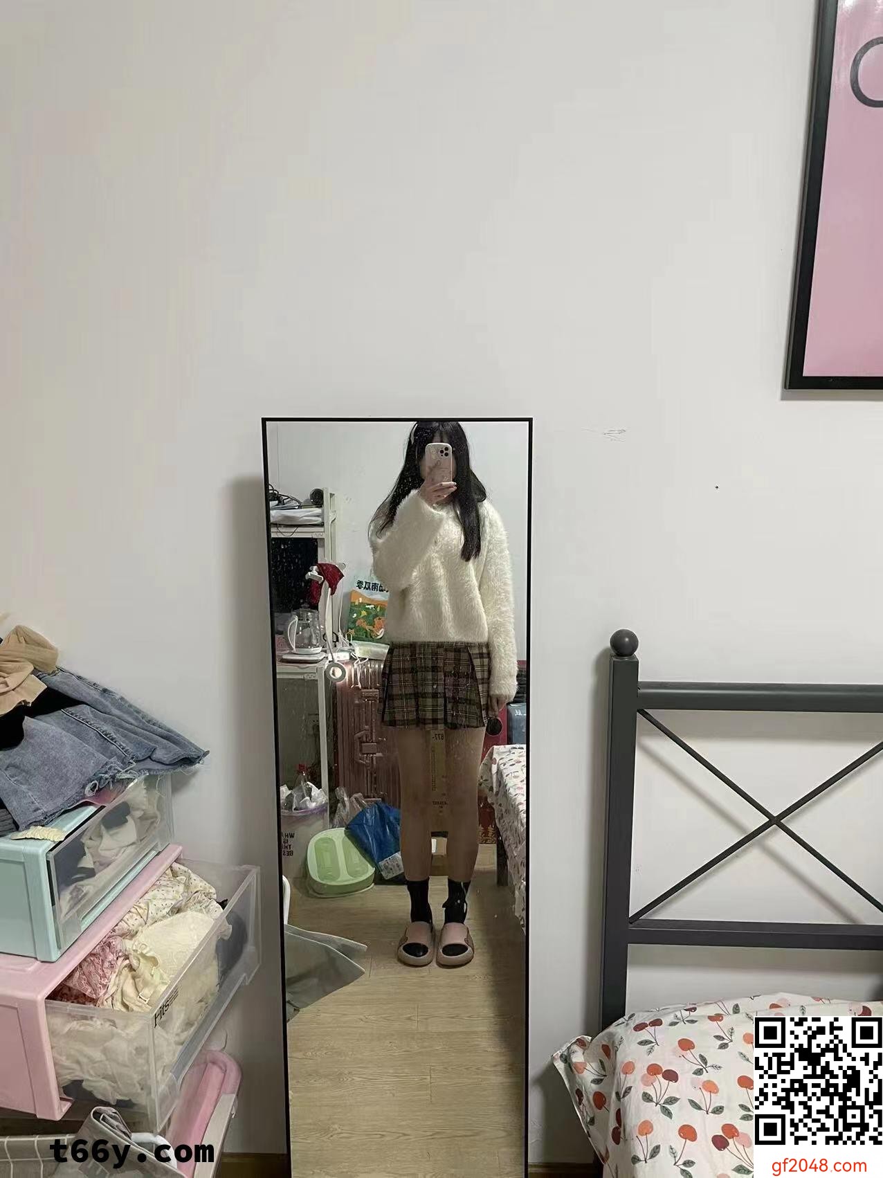 [虎哥代发]代发分享骚逼[14P]