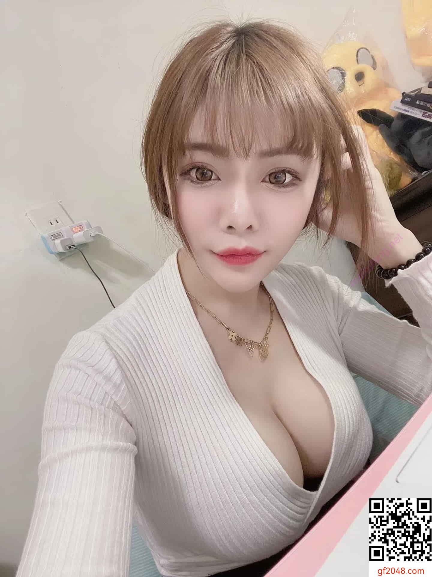[自拍] 極品美女大奶正妹私拍  (26P)