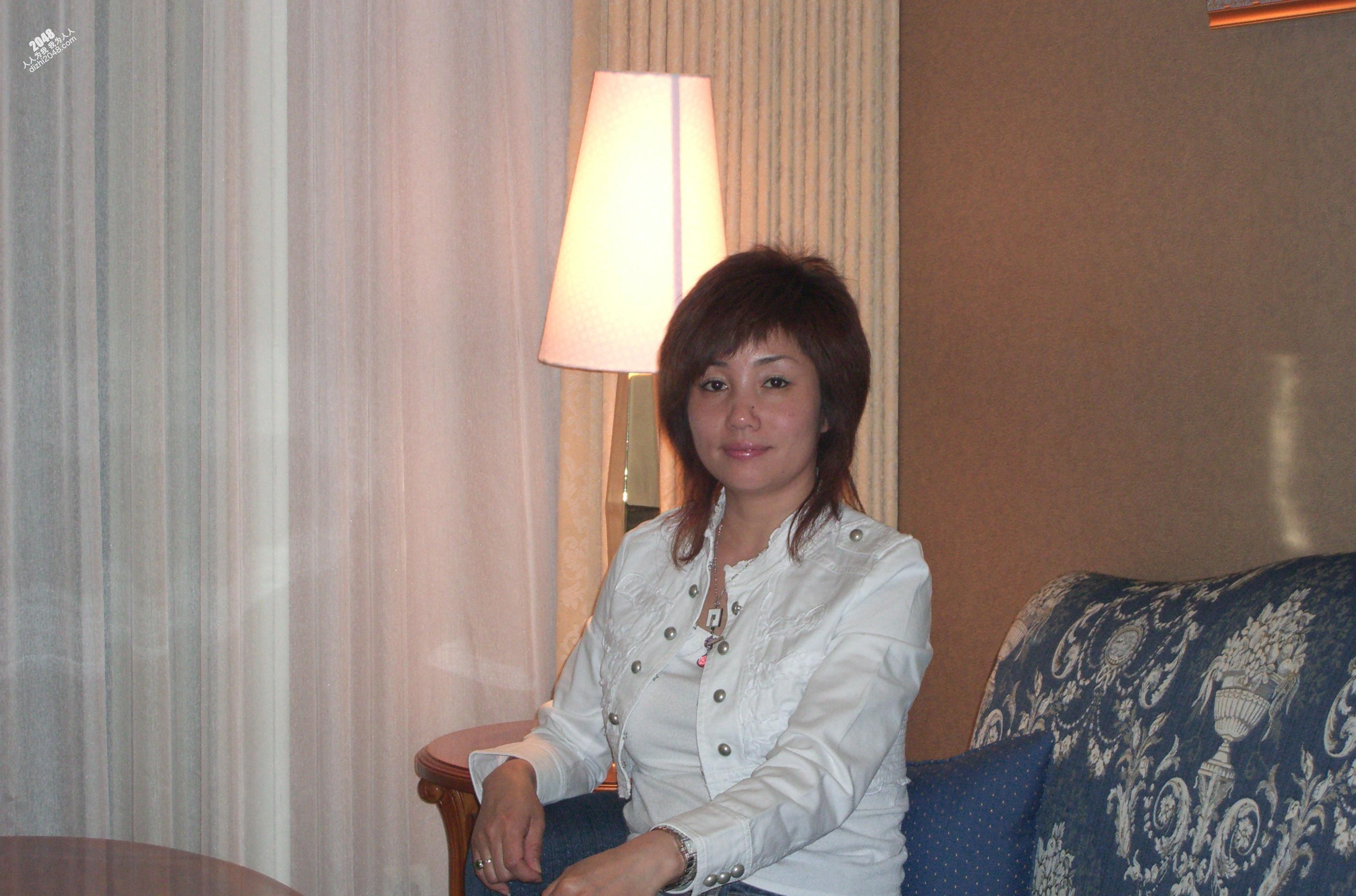 反差婊—沈阳烂逼张蕾[16P]