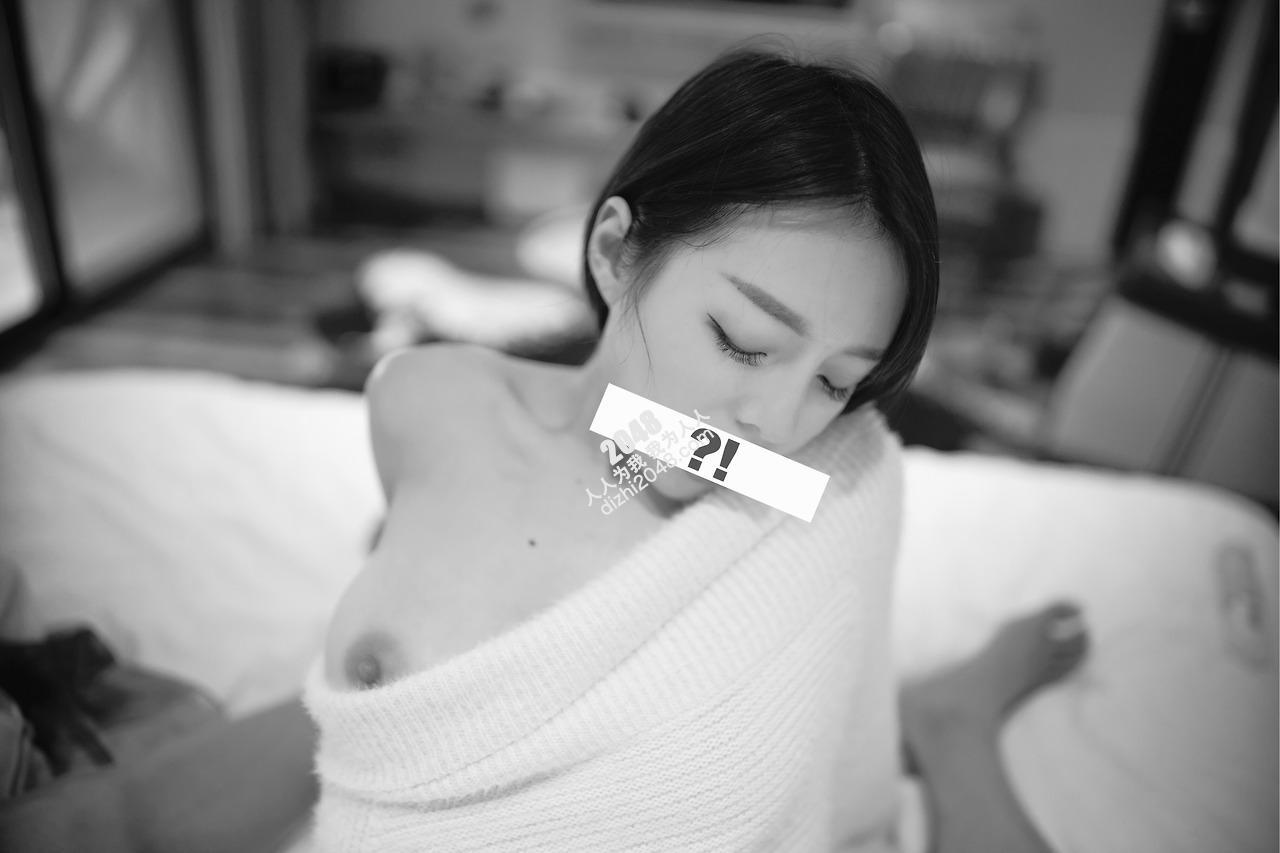 短发少女私拍［23P］