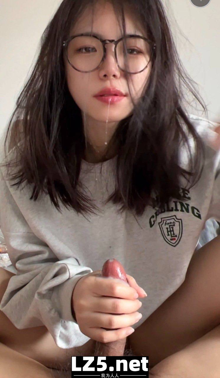 极品小烧杯颜射[24P]