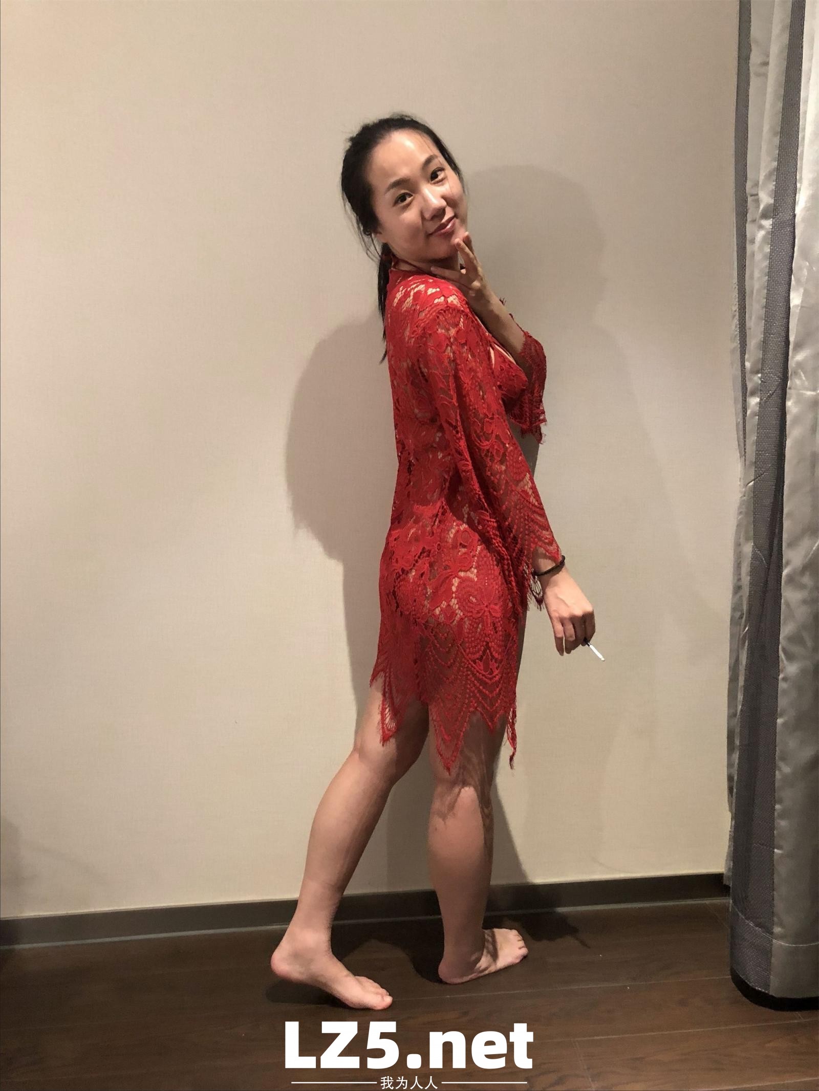 [露脸]偷情的女人水真多，肉棒都给抛光了，酒店约炮肥臀骚穴不容易满足[156P]