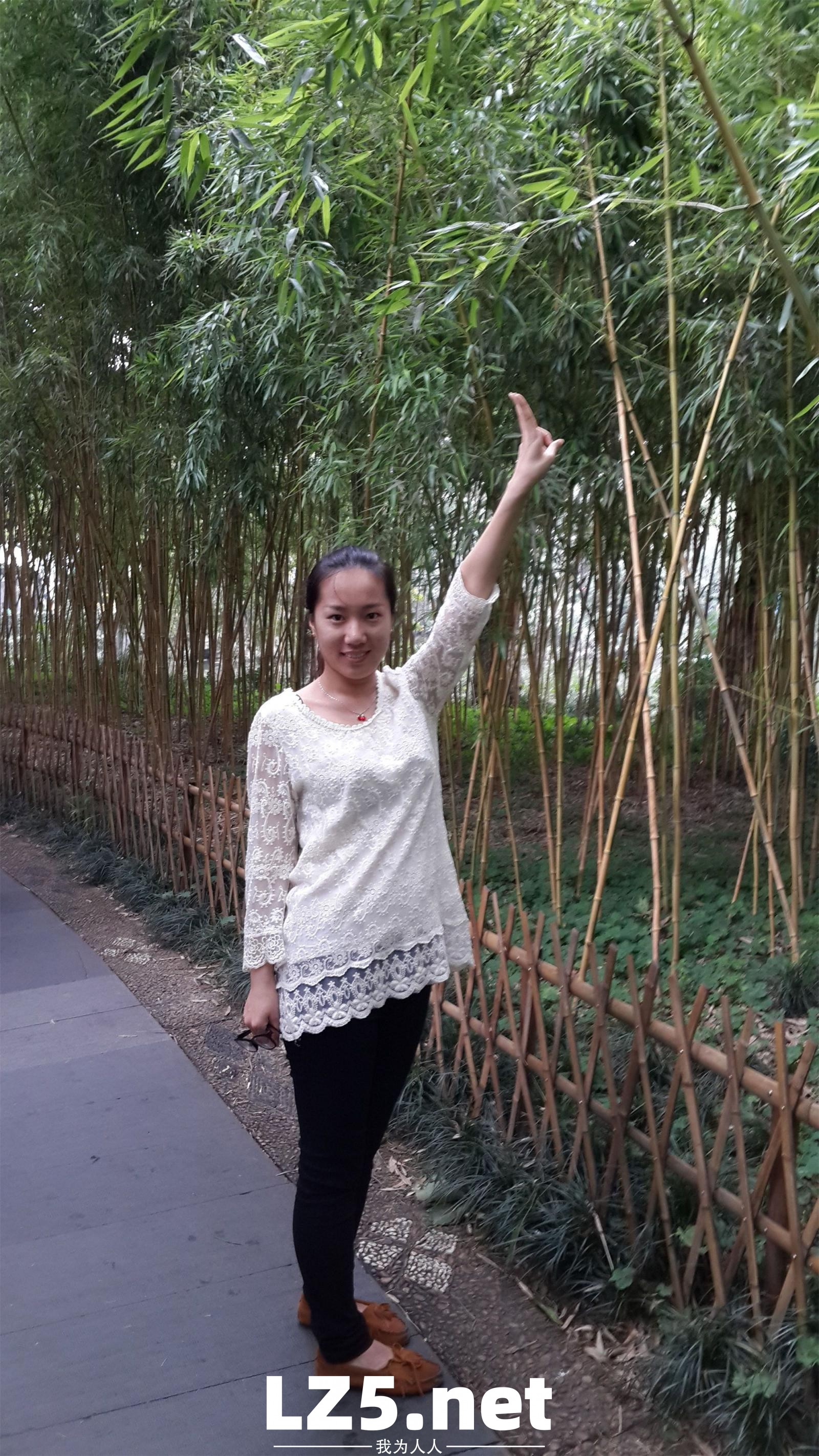 [露脸]偷情的女人水真多，肉棒都给抛光了，酒店约炮肥臀骚穴不容易满足[156P]