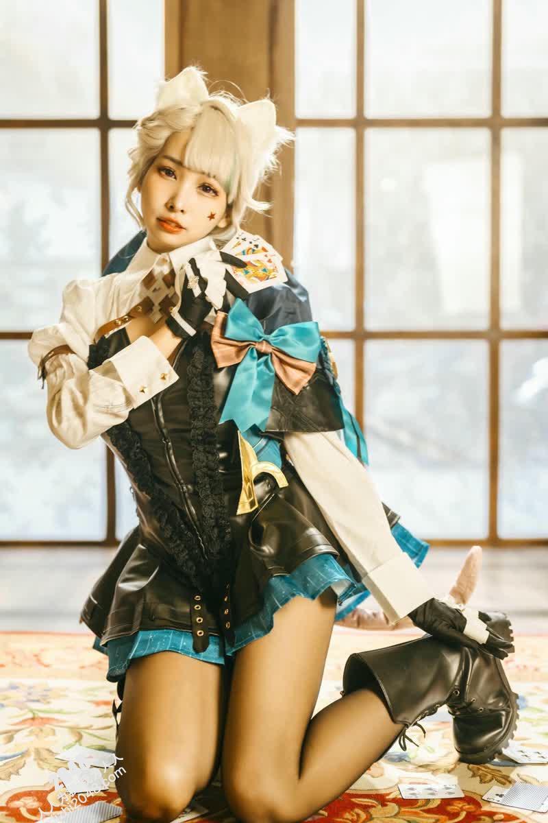 珍妮特的色情魔术【30P】