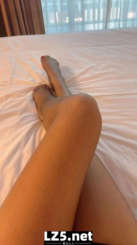 和大家分享性感老婆的魅力  (19P)
