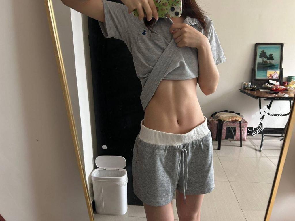 独居妹子的乐趣［30P]