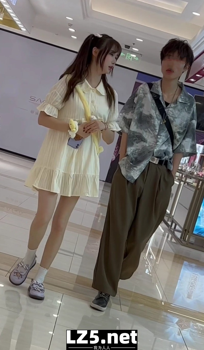 雙馬尾妹妹的裙底  (23P)