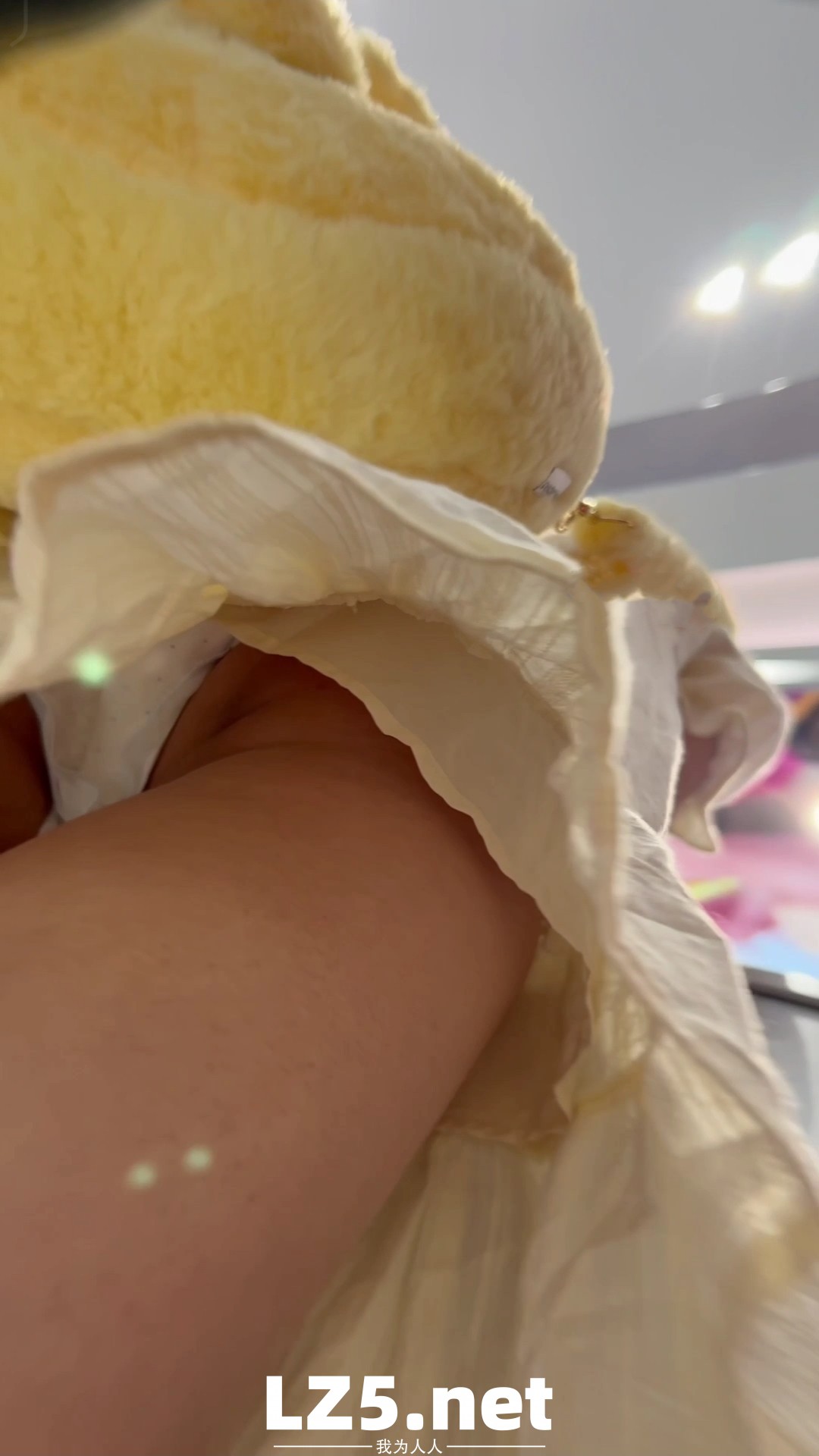 雙馬尾妹妹的裙底  (23P)