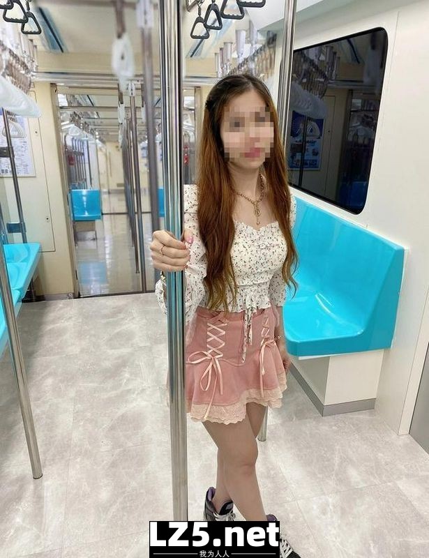 列車旅途這時候插進去很爽吧  (10P)
