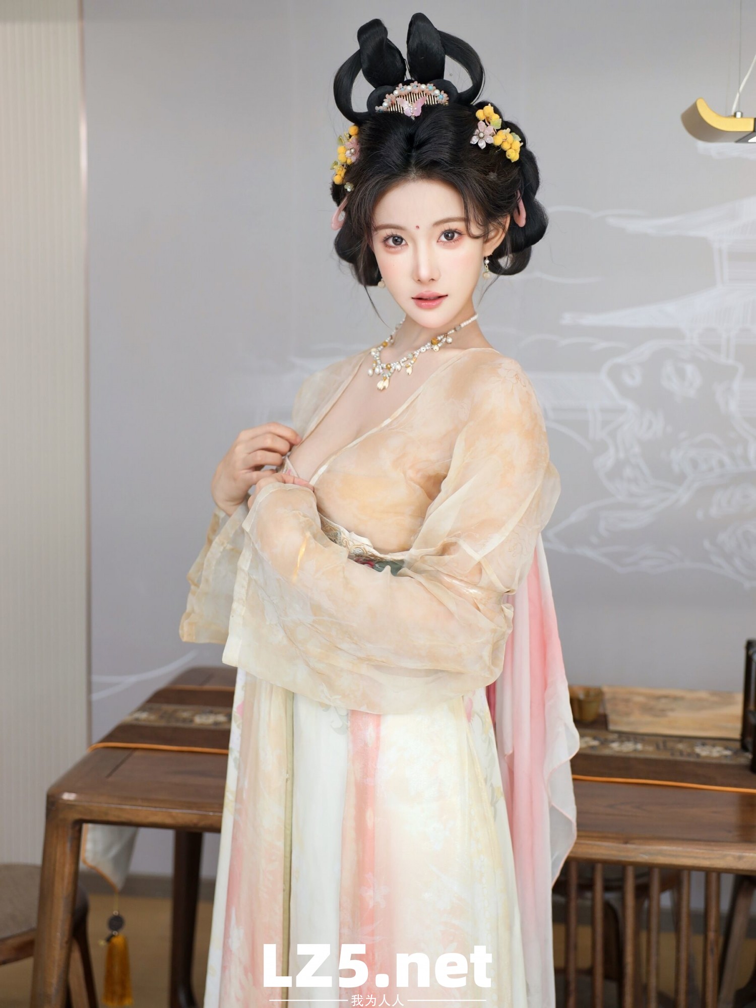 [自拍]古典美女 梨霜兒  (38P)