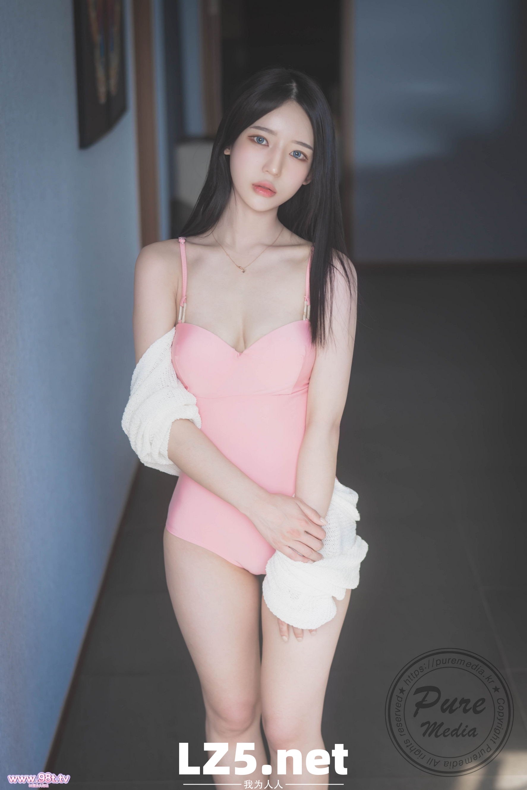 yeha女神姐姐一起游泳旅行起床喝奶茶[157P]