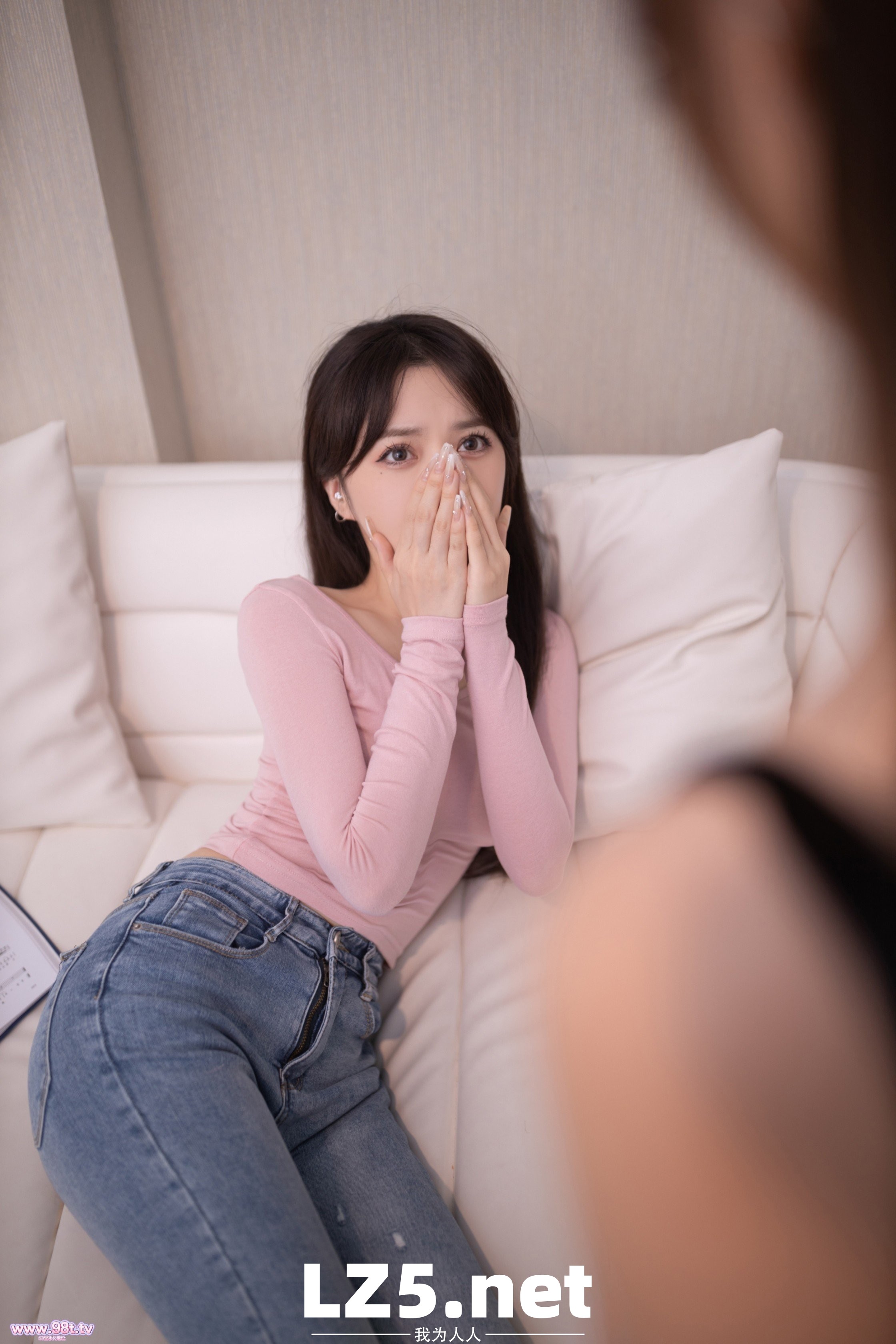绝美女神着衣超透乳头阴唇清晰可见双女交合互舔互摸[132P]