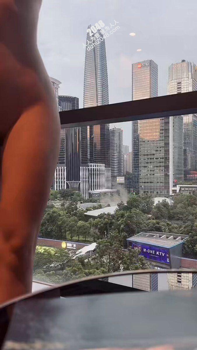 巨乳母狗被包养 沦为泄欲工具 全身的动都被开发 口交后入的姿势真是骚 [30P]