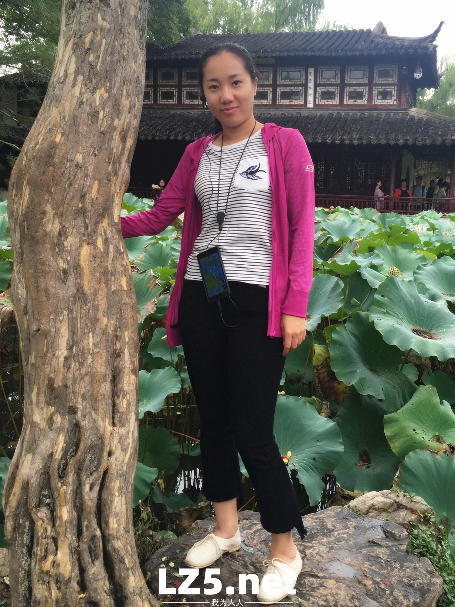 美豔人妻劉珊,云盤海量私拍流出,十年淫片見證嬌娃騷化曆程  (438P)