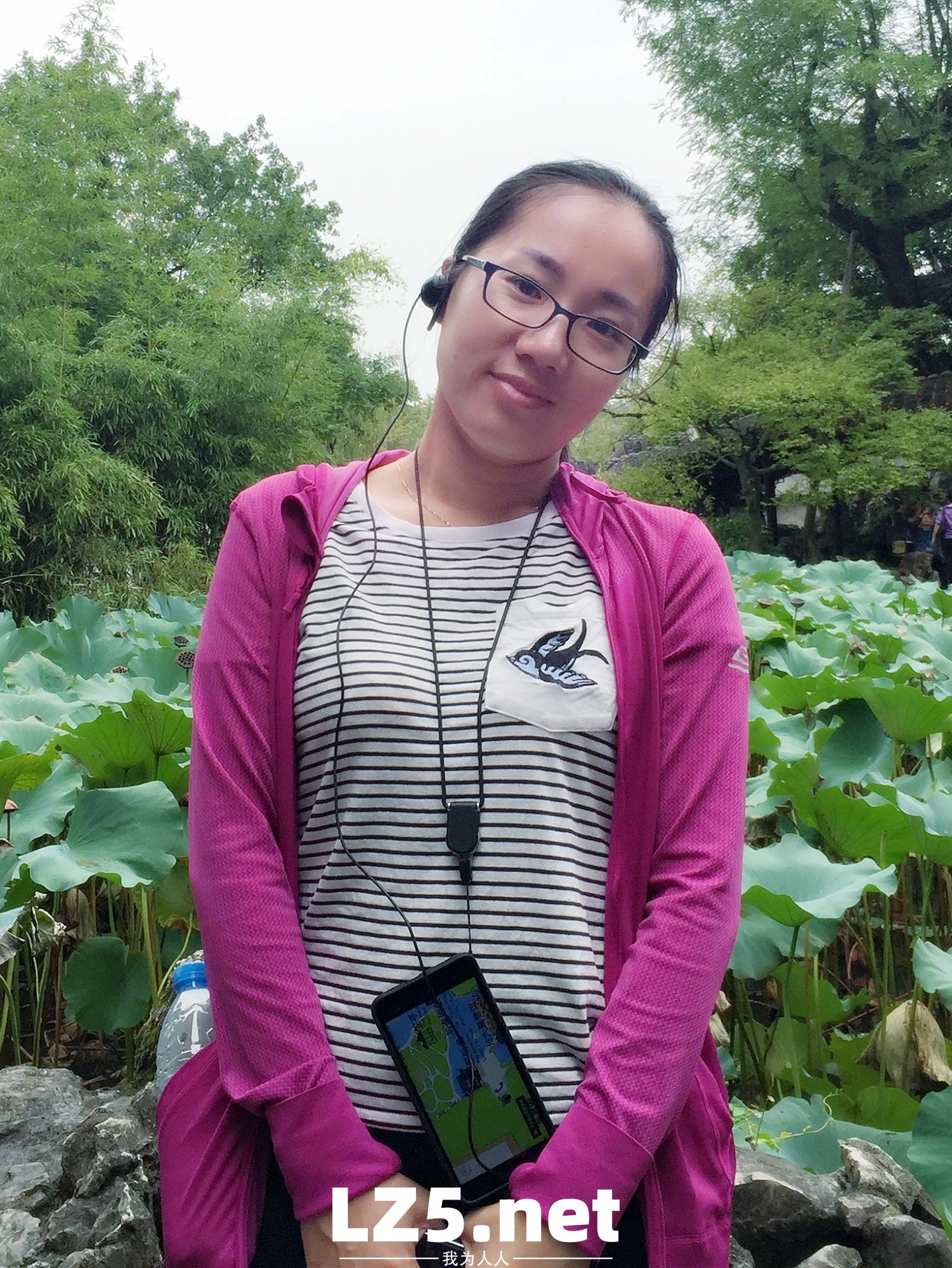 美豔人妻劉珊,云盤海量私拍流出,十年淫片見證嬌娃騷化曆程  (438P)