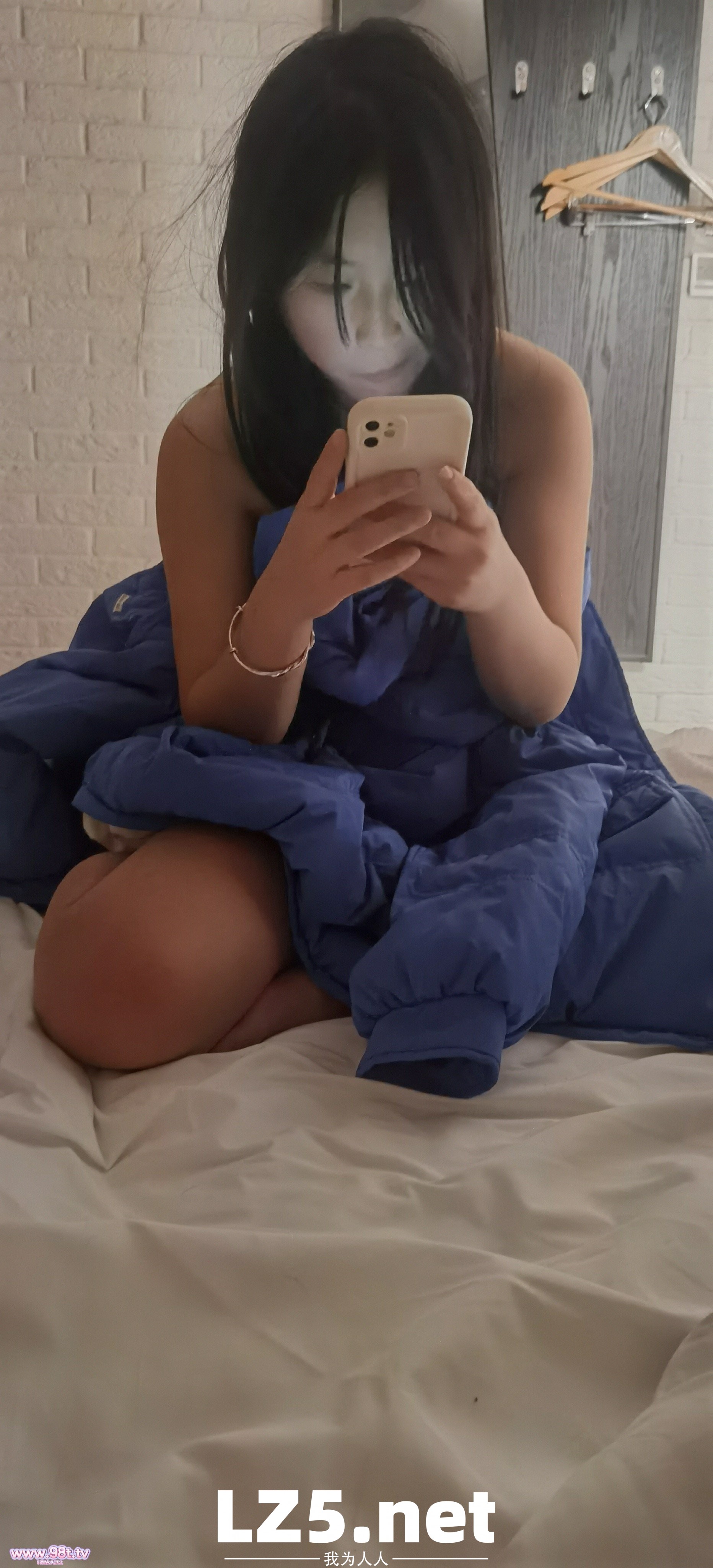 清纯的高中学妹终于被我搞到手了 一眼心动的感觉 就问你嫩不嫩 纯不纯吧 露脸露脸露脸【58P】