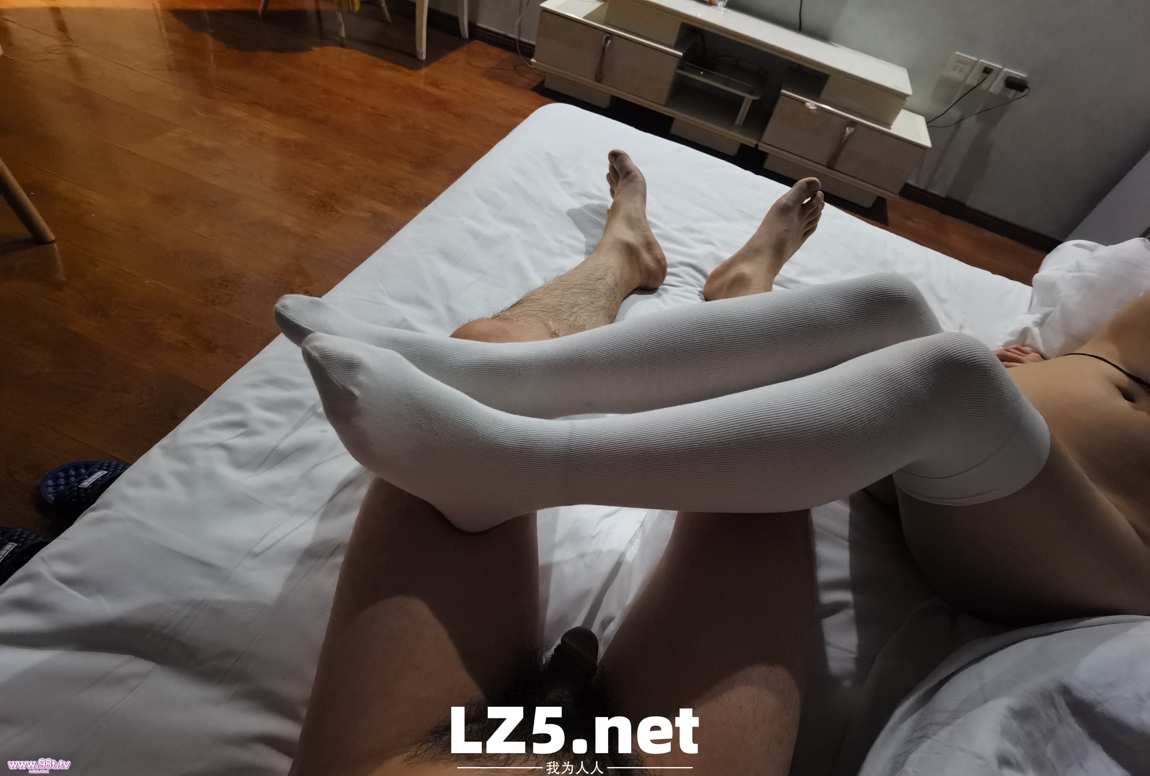 充满罪恶感的洛丽塔双马尾少女 攻速翻倍神器极致美臀诱惑【56P】
