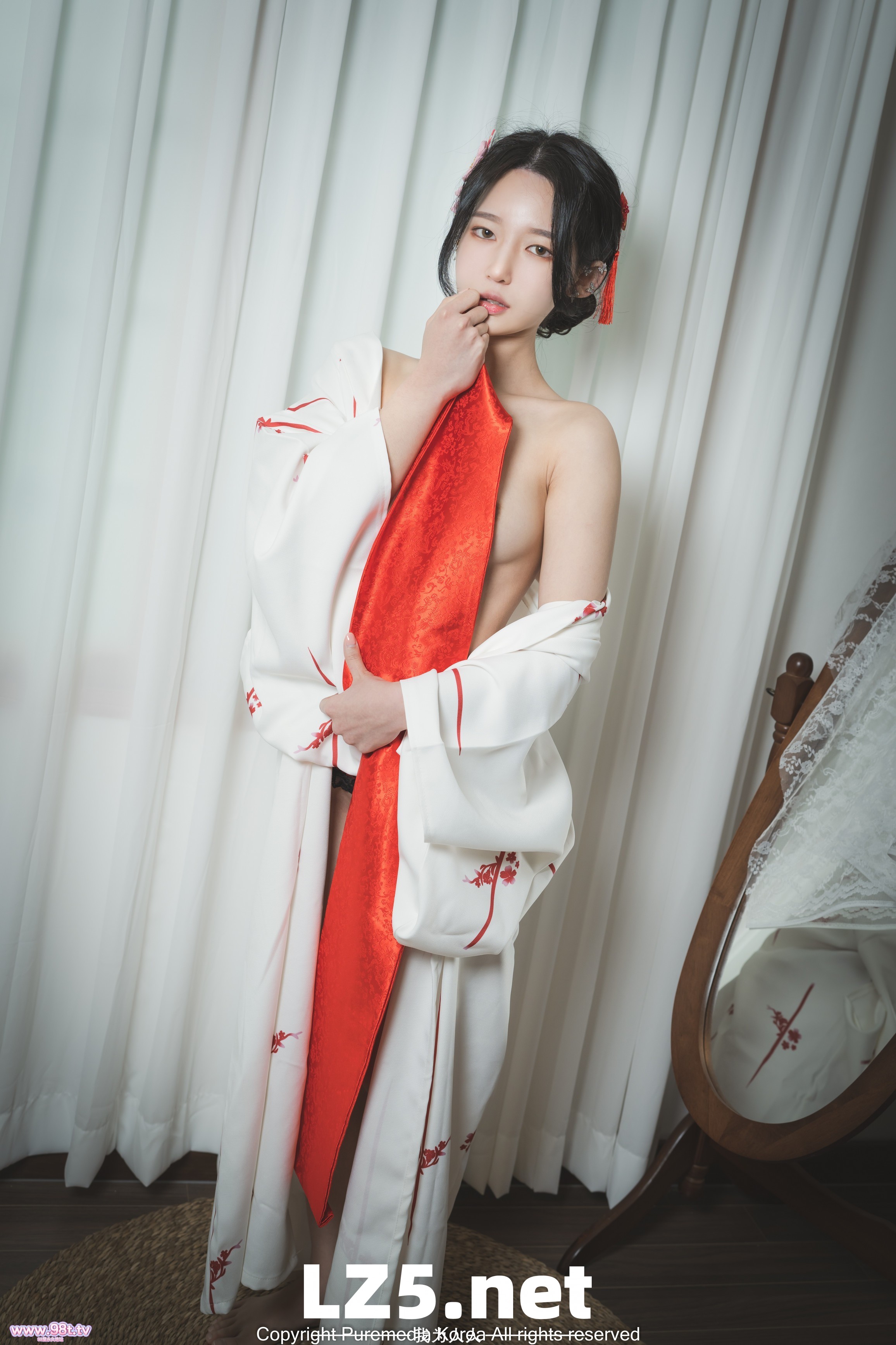 Yeha女神-小狐仙捆绑任你享用-上[30P]