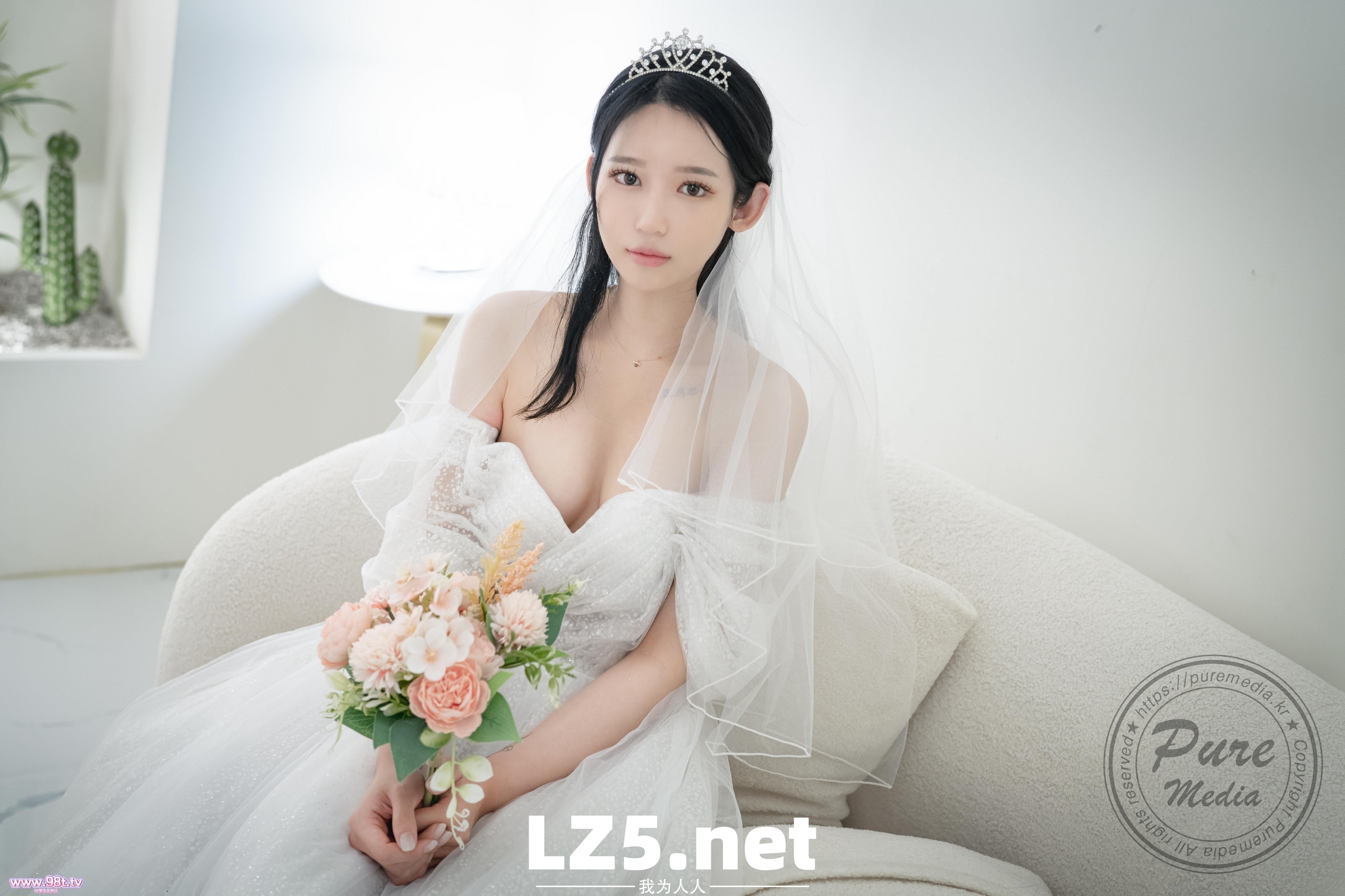 Yeha女神新娘漂亮花苞粉嫩幸福婚纱照-上篇[31P]