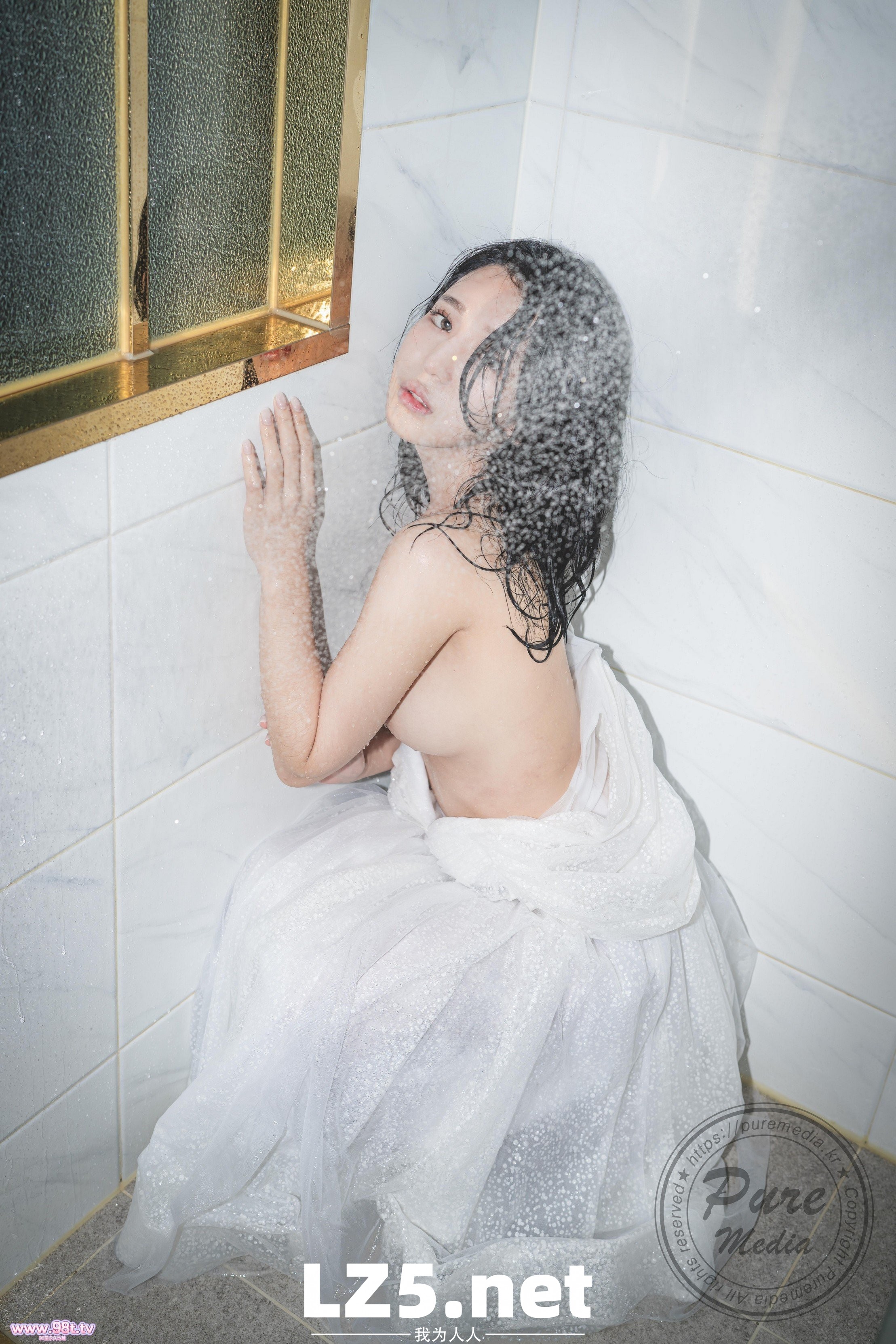 Yeha女神新娘漂亮花苞粉嫩幸福婚纱照-上篇[31P]