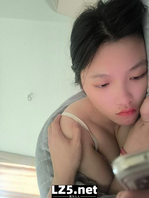 對女朋友的小籠包愛不釋手  (14P)