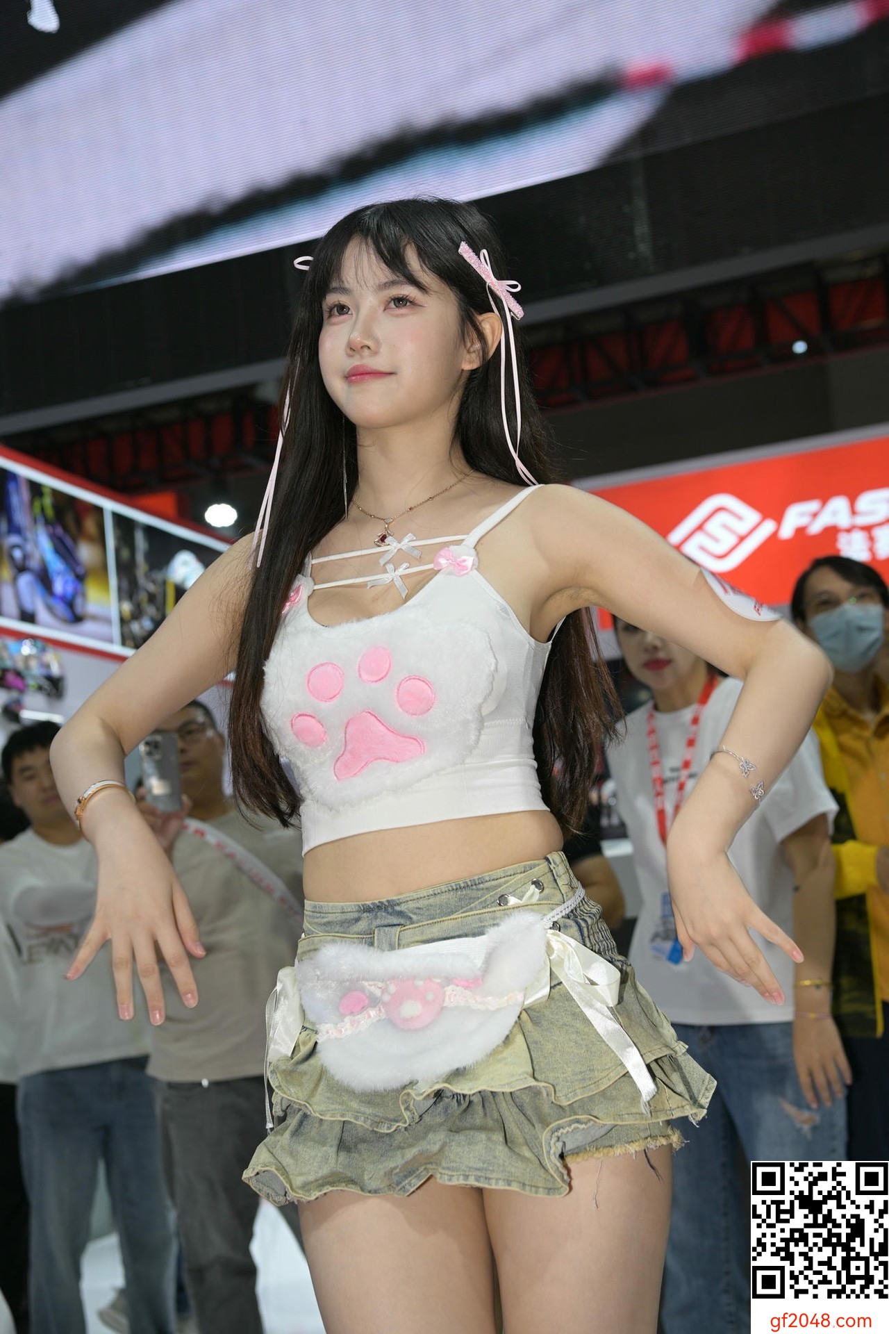 【網路收集系列】[精選街拍作品] 美腿克羅拉【201P】