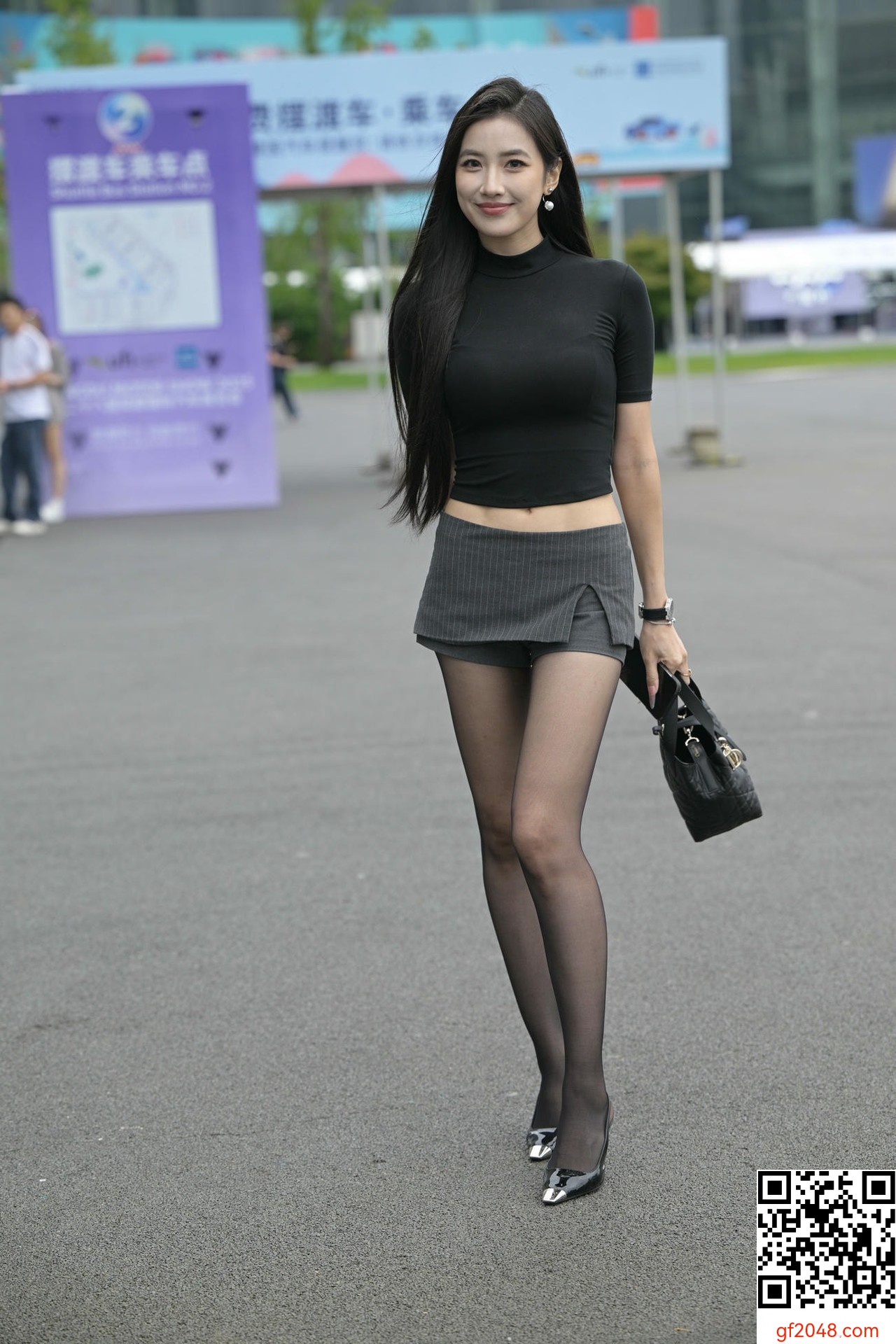 【網路收集系列】[精選街拍作品] 氣質長發黑絲美腿【136P】