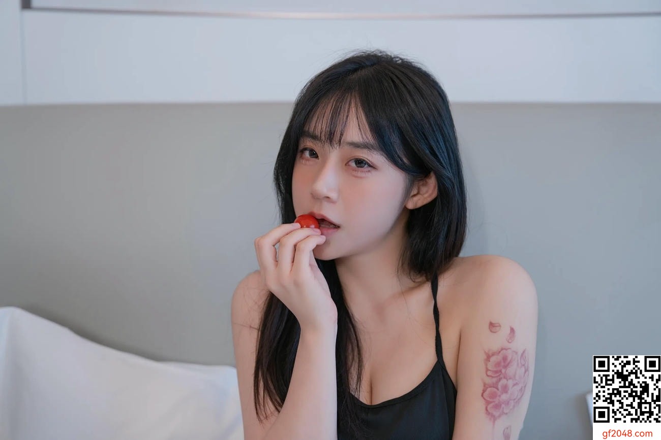 【網路收集系列】YITUYU .. 慵懶與魅惑交織 一元同學Jodie【72P】