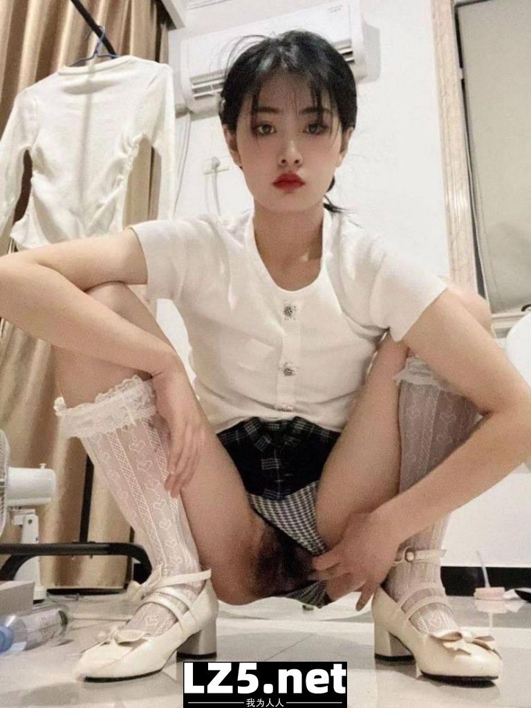 ＃反差  清纯脸蛋下藏着是经历了风雨的逼[48P]
