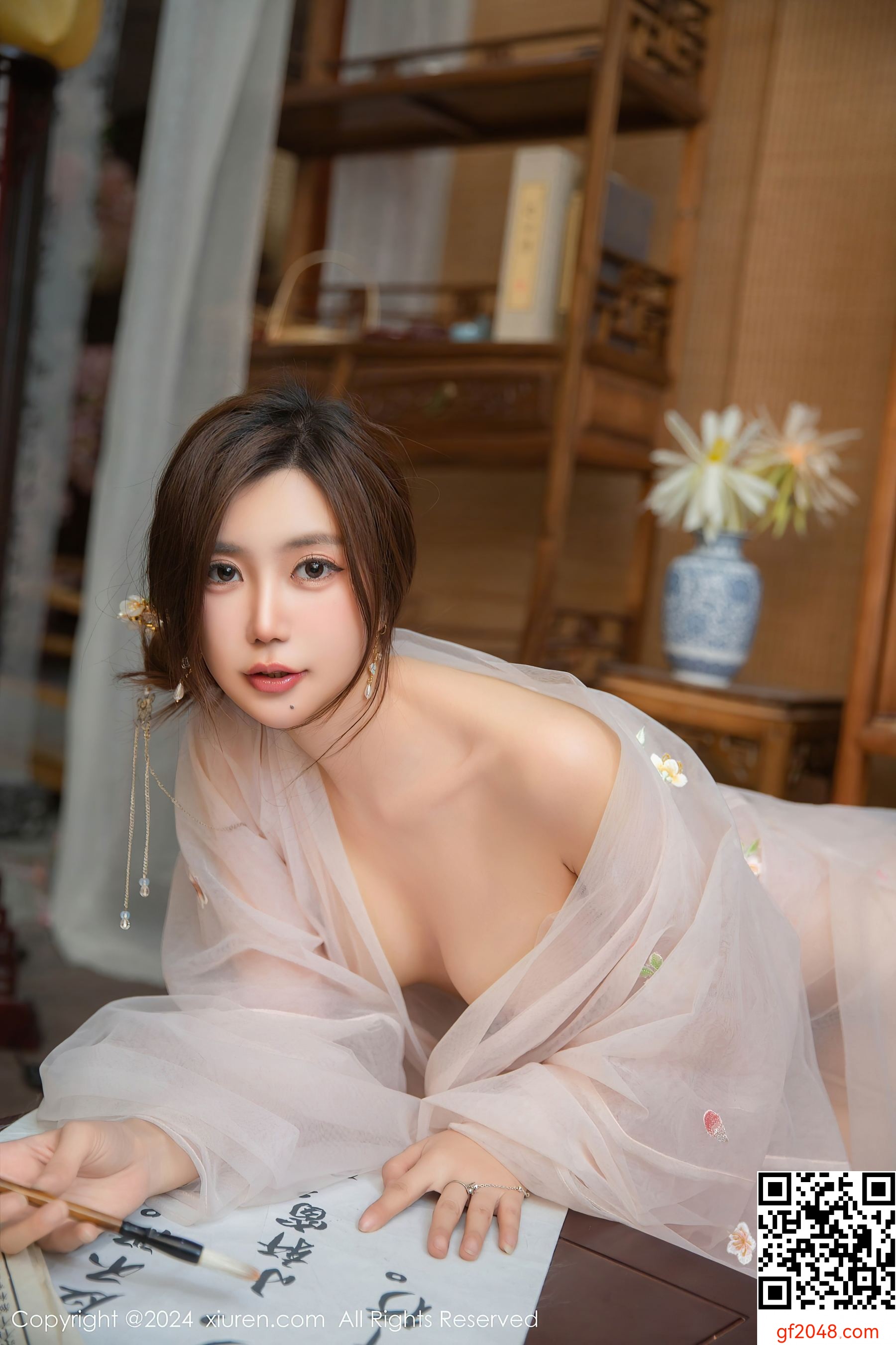 [XiuRen秀人网] No.9475 绮里嘉ula 古风美腿