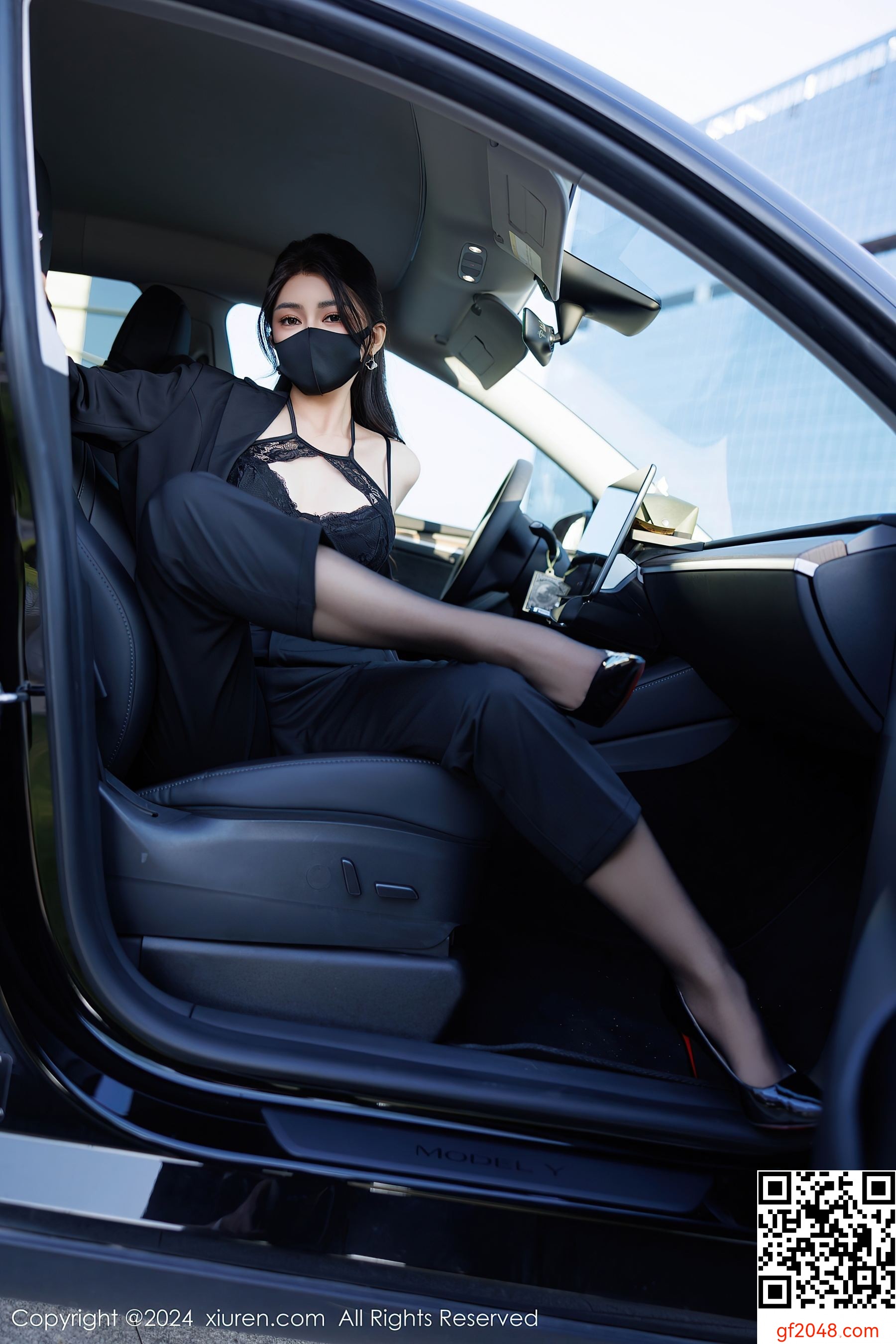 [XiuRen秀人网] No.9405 凯竹Quinn 黑丝美腿