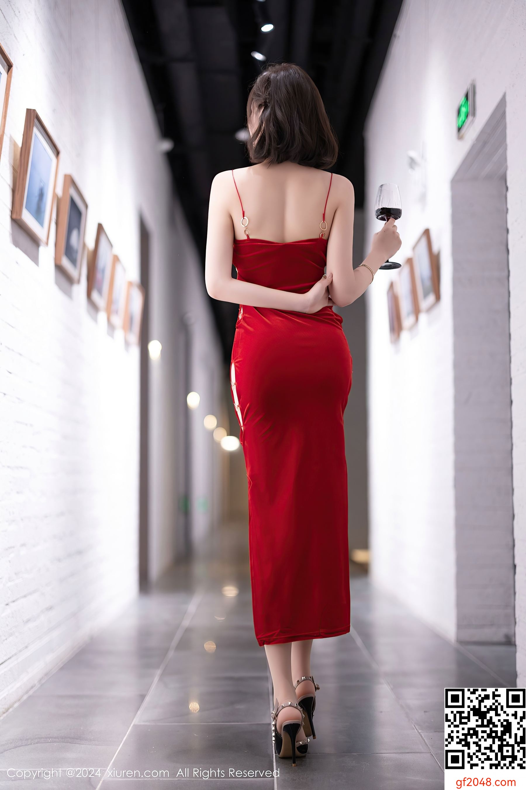 [XiuRen秀人网] No.9229 徐莉芝Booty 美腿黑丝