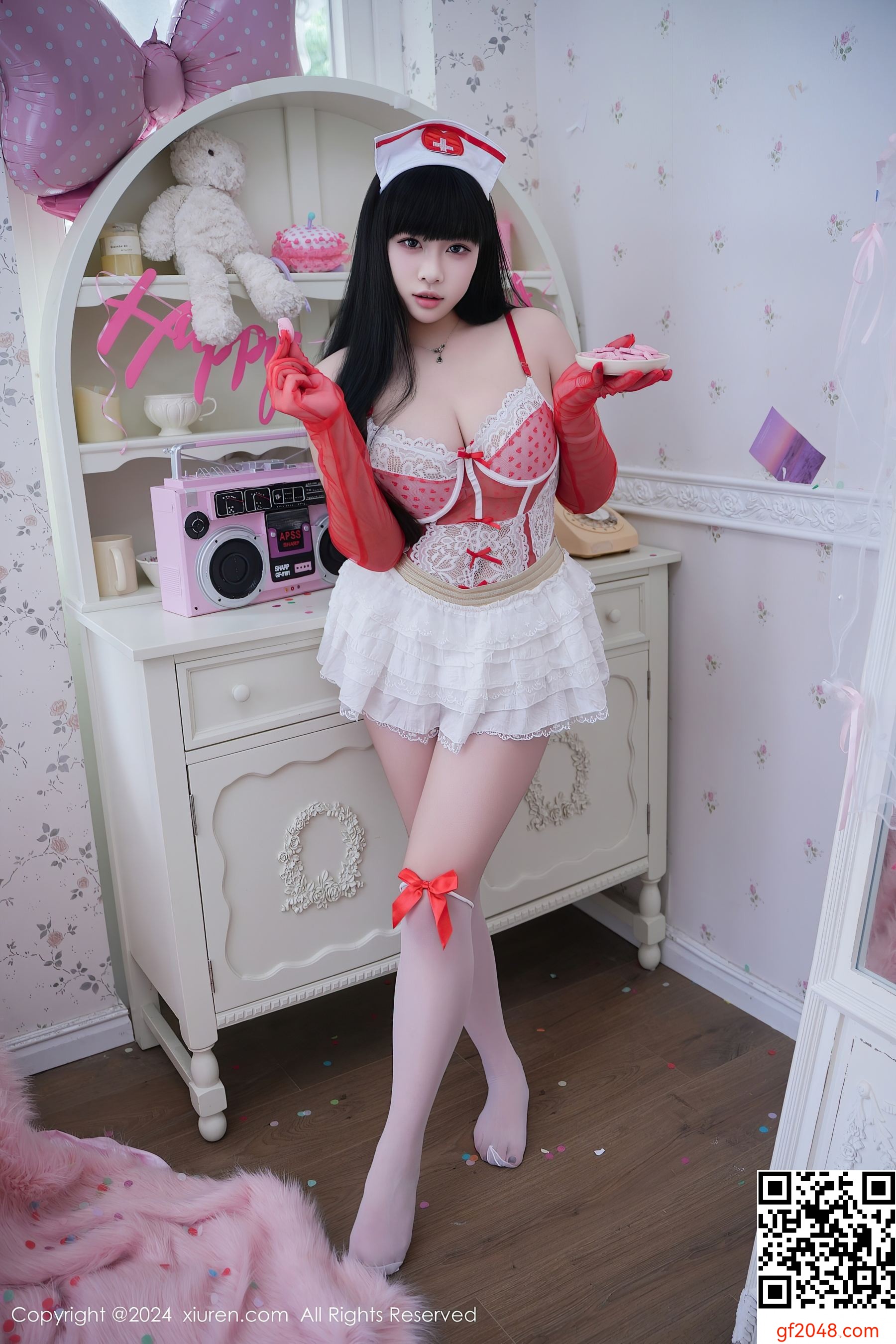 [XiuRen秀人网] No.9177 mini米妮 丝袜美臀