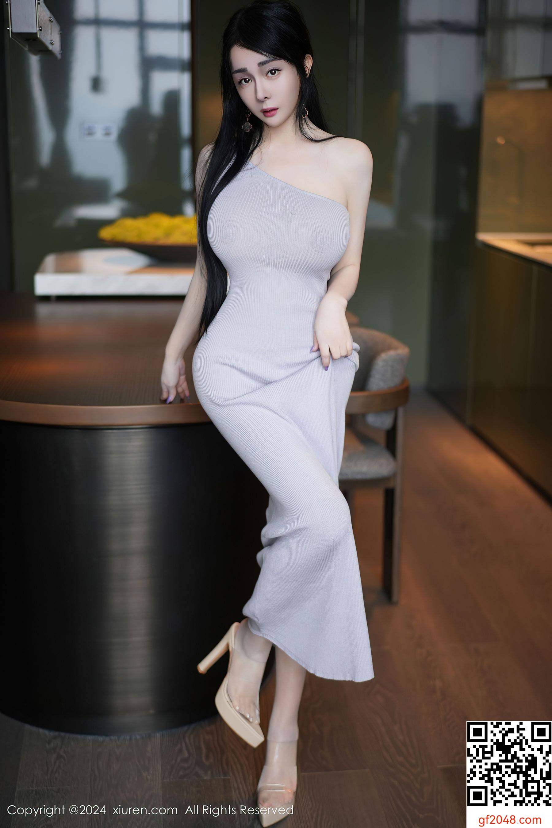 [XiuRen秀人网] No.9183 允爾 丝袜美臀