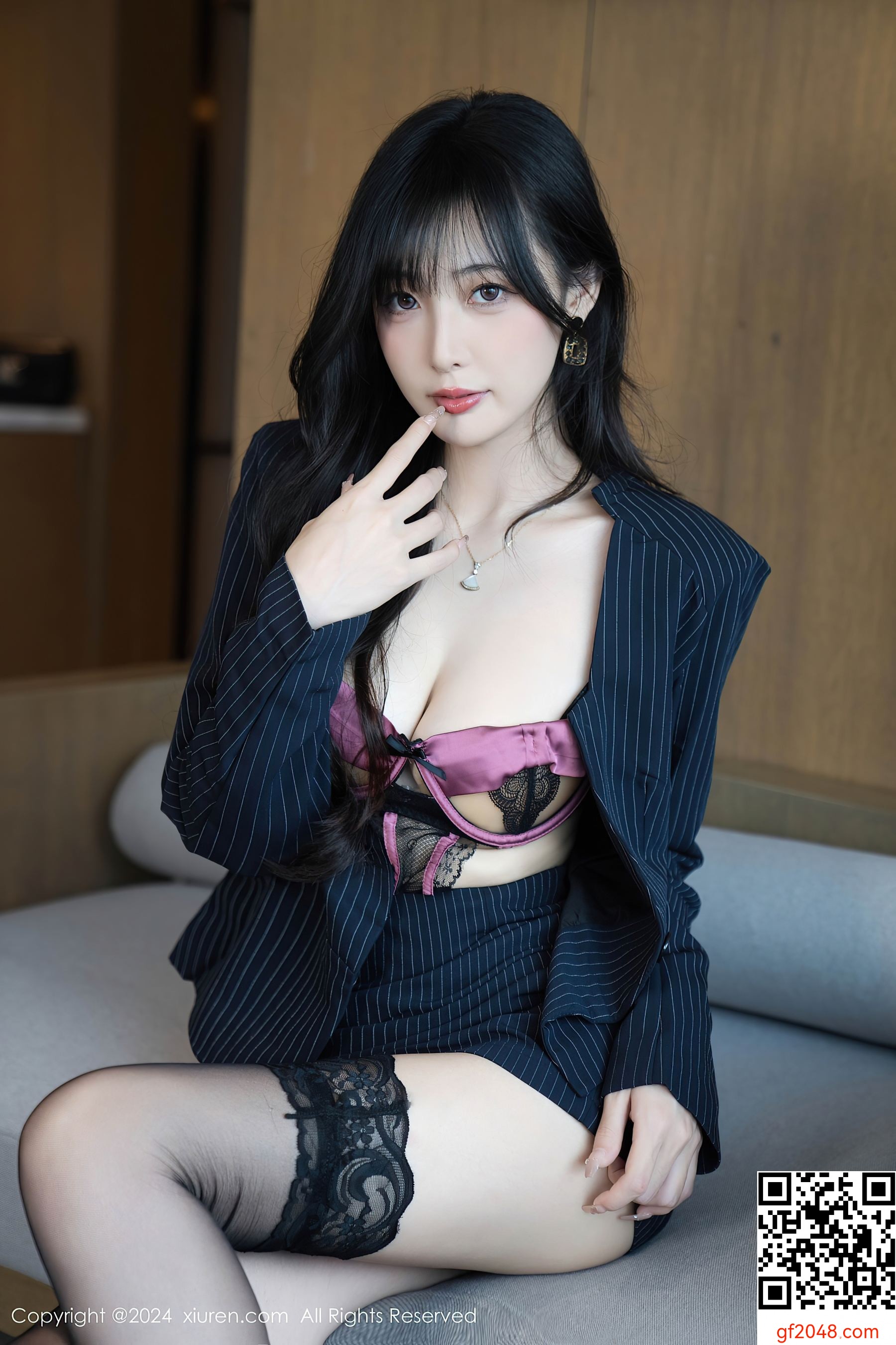 [XiuRen秀人网] No.9186 林星阑 黑丝美腿