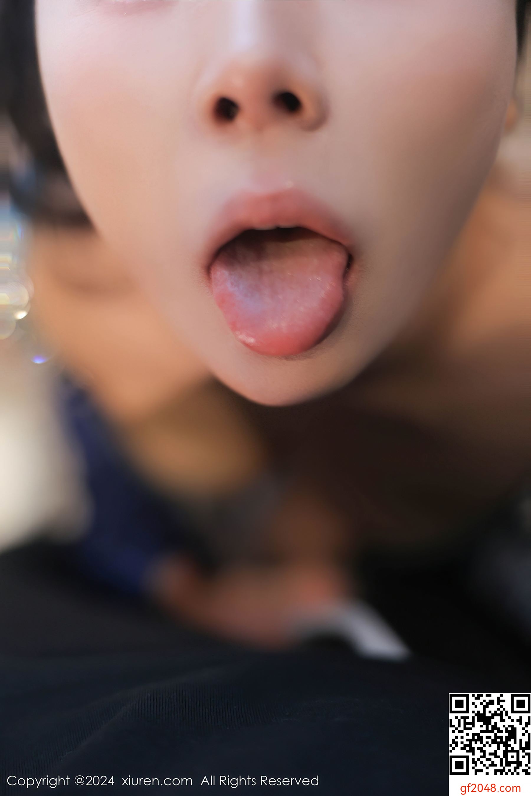 [XiuRen秀人网] No.9022 麦田 黑丝美腿