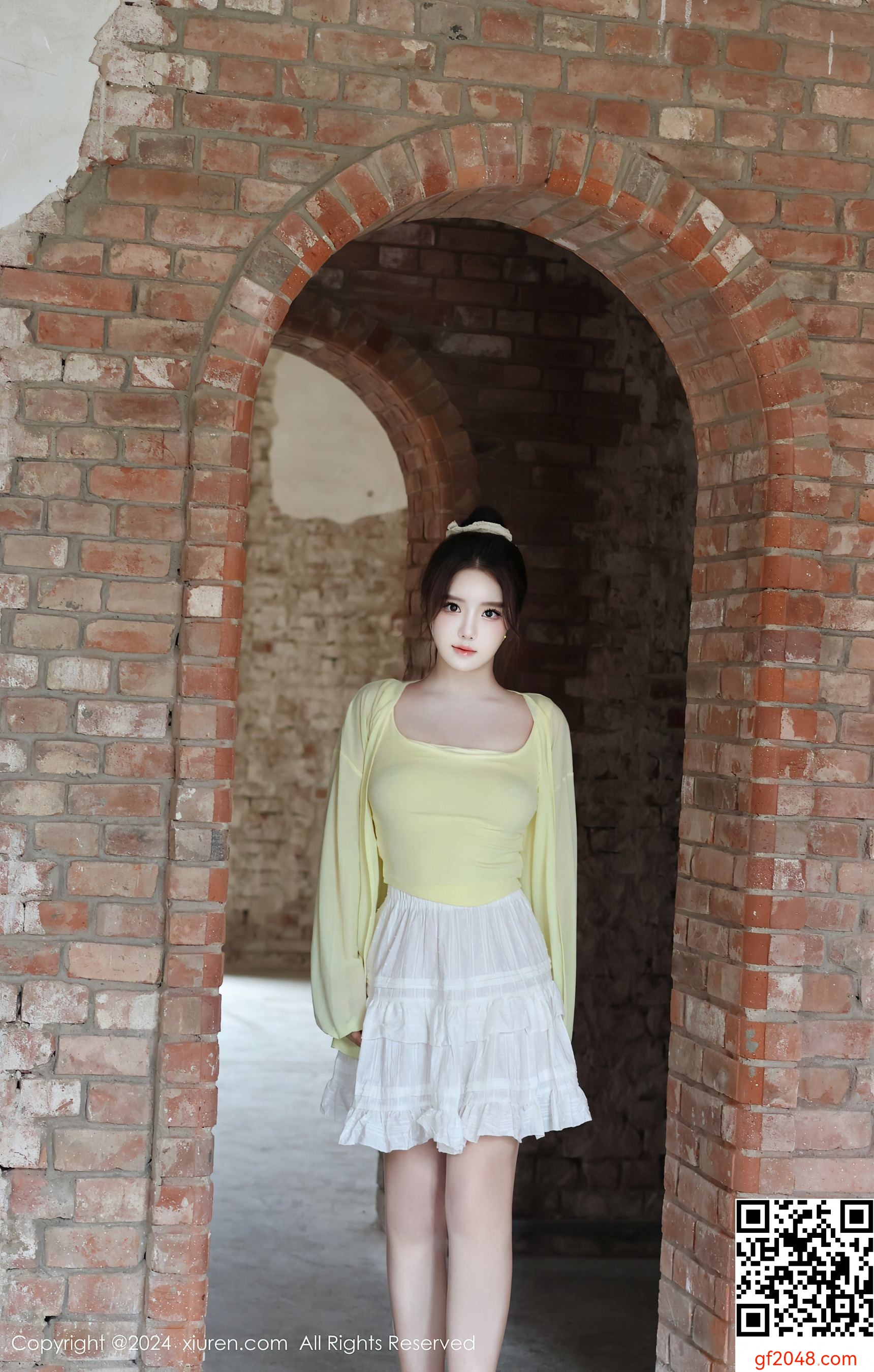 [XiuRen秀人网] No.9024 小薯条nienie 美乳性感