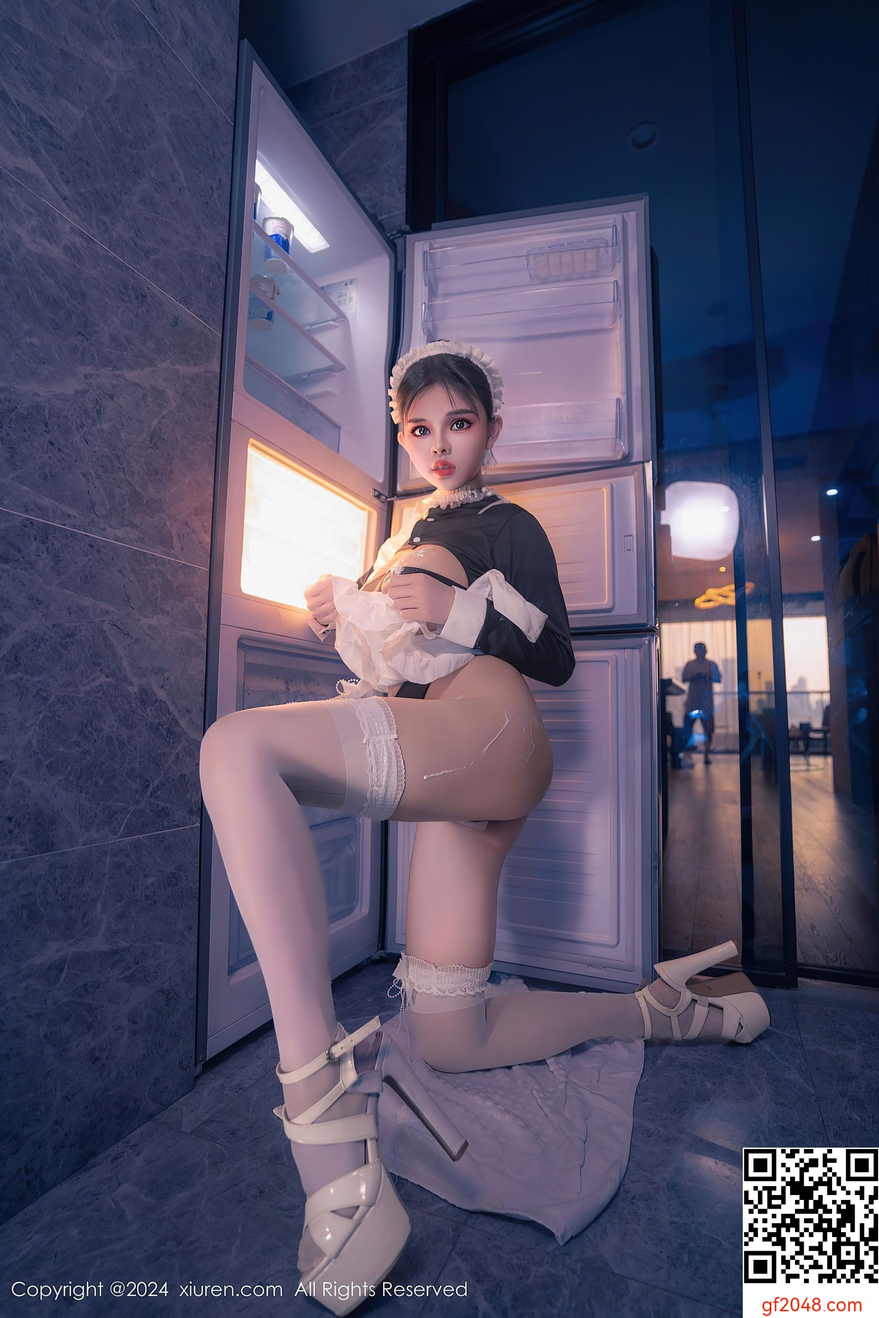 [XiuRen秀人网] No.8966 小童颜 丝袜美臀