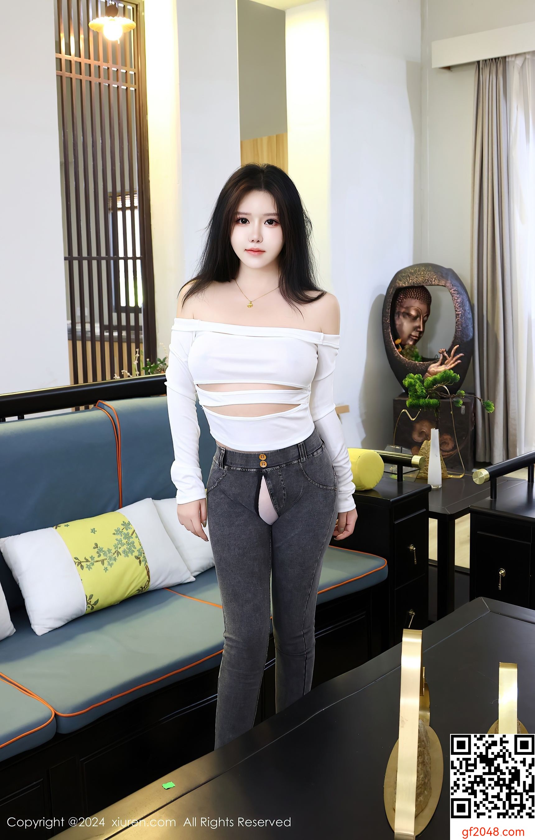 [XiuRen秀人网] No.8853 小薯条nienie 性感美乳