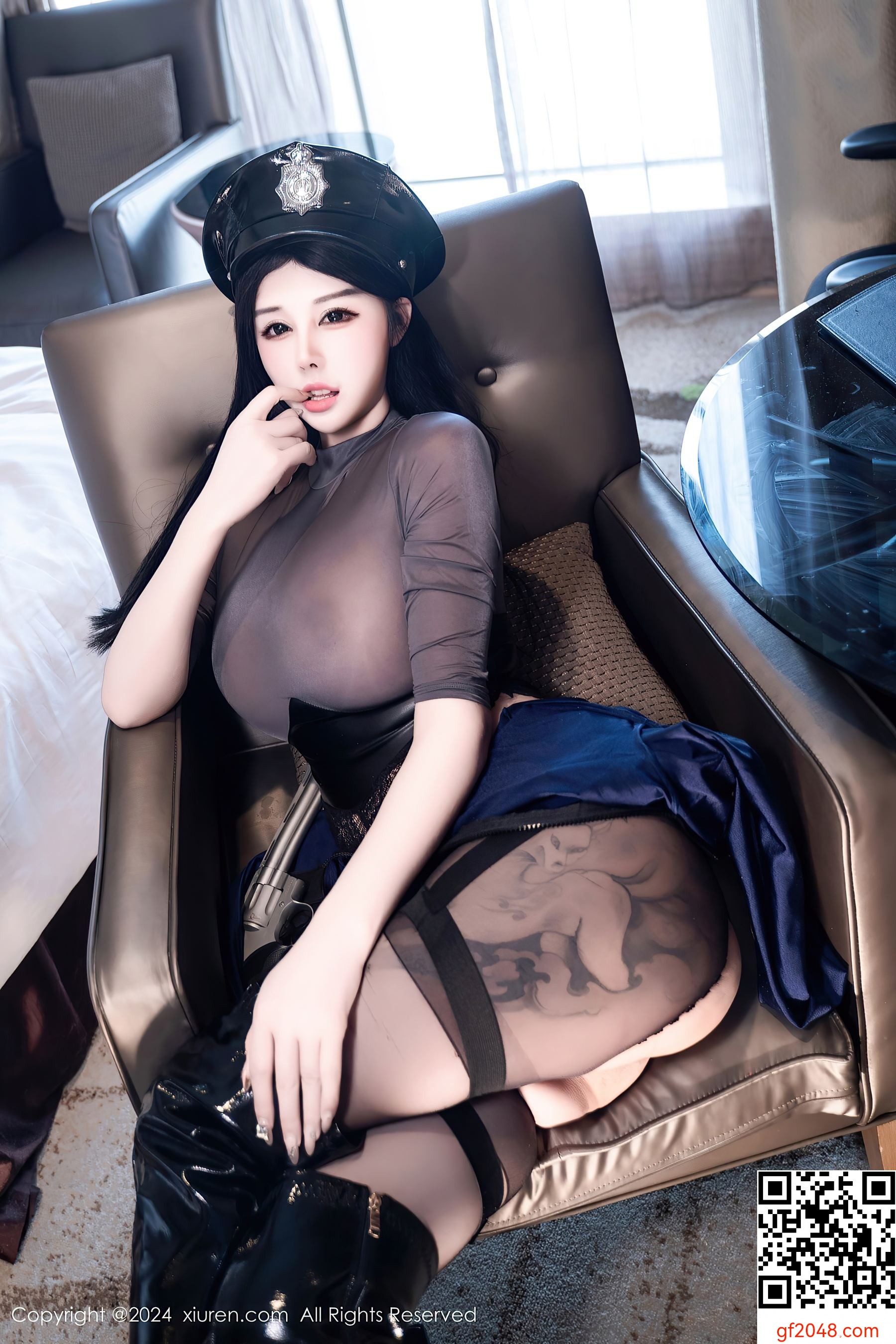 [XiuRen秀人网] No.8789 陈芊儿 黑丝美腿