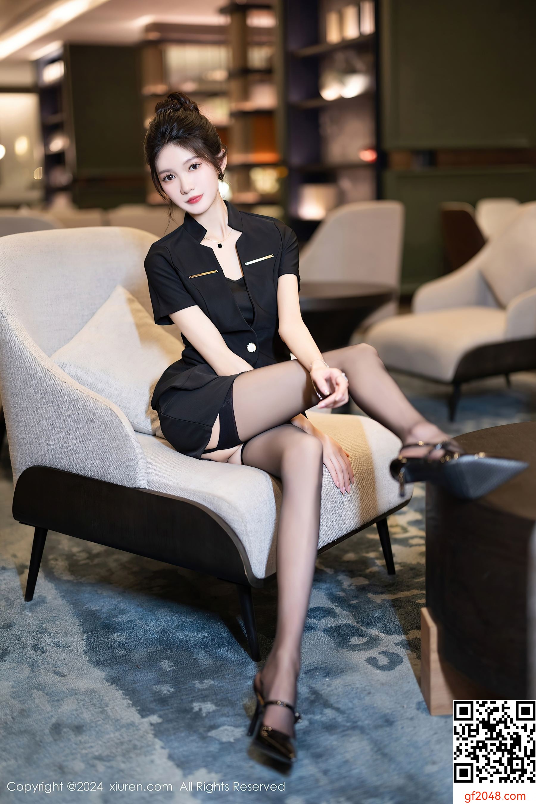 [XiuRen秀人网] No.8791 程程程- 黑丝美腿