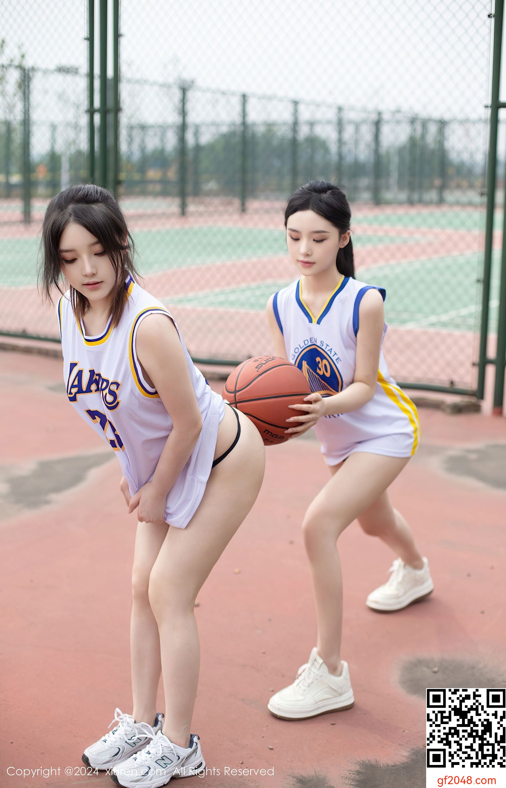 [XiuRen秀人网] No.8744 豆瓣酱 美女性感