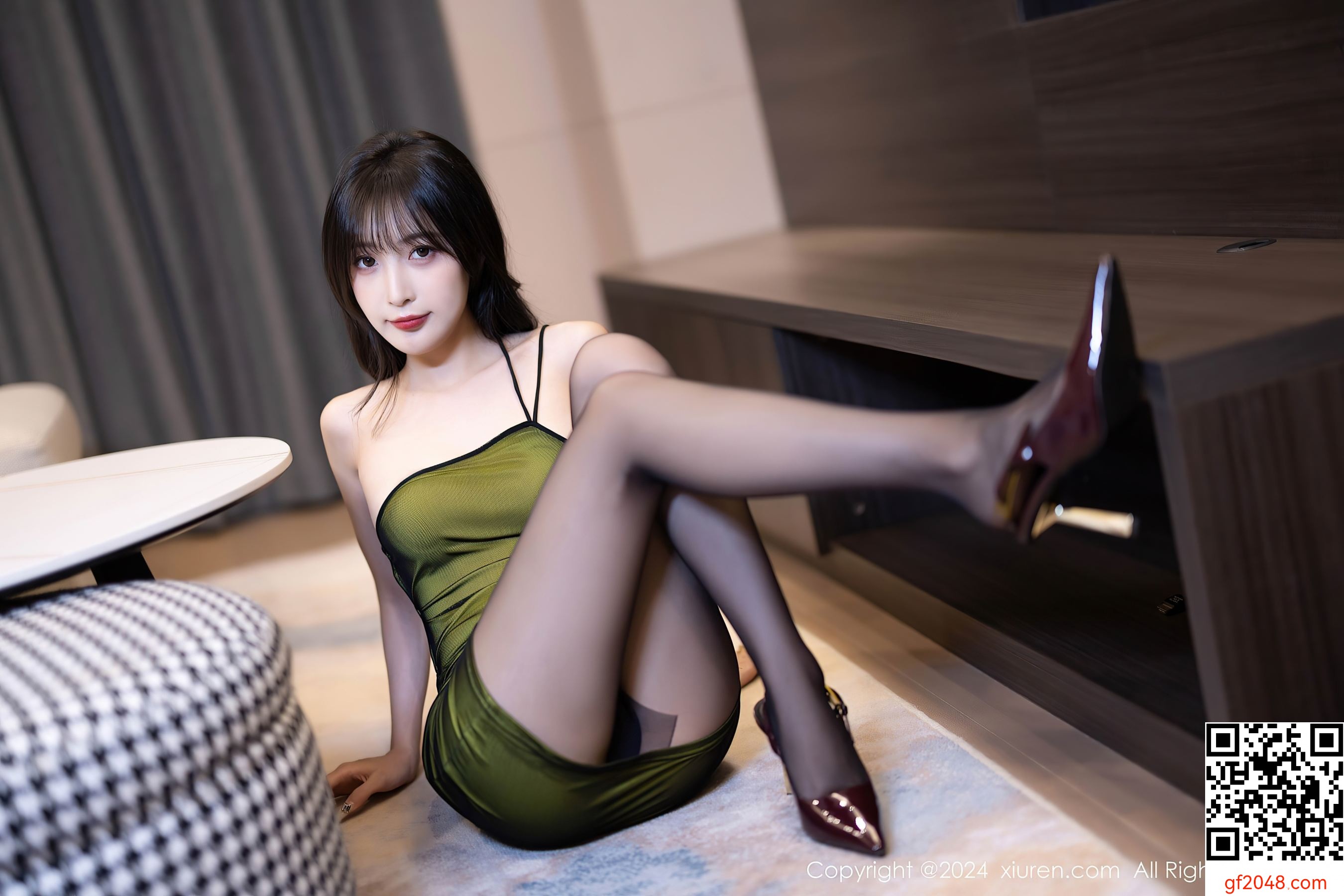 [XiuRen秀人网] No.8619 林星阑 黑丝美腿