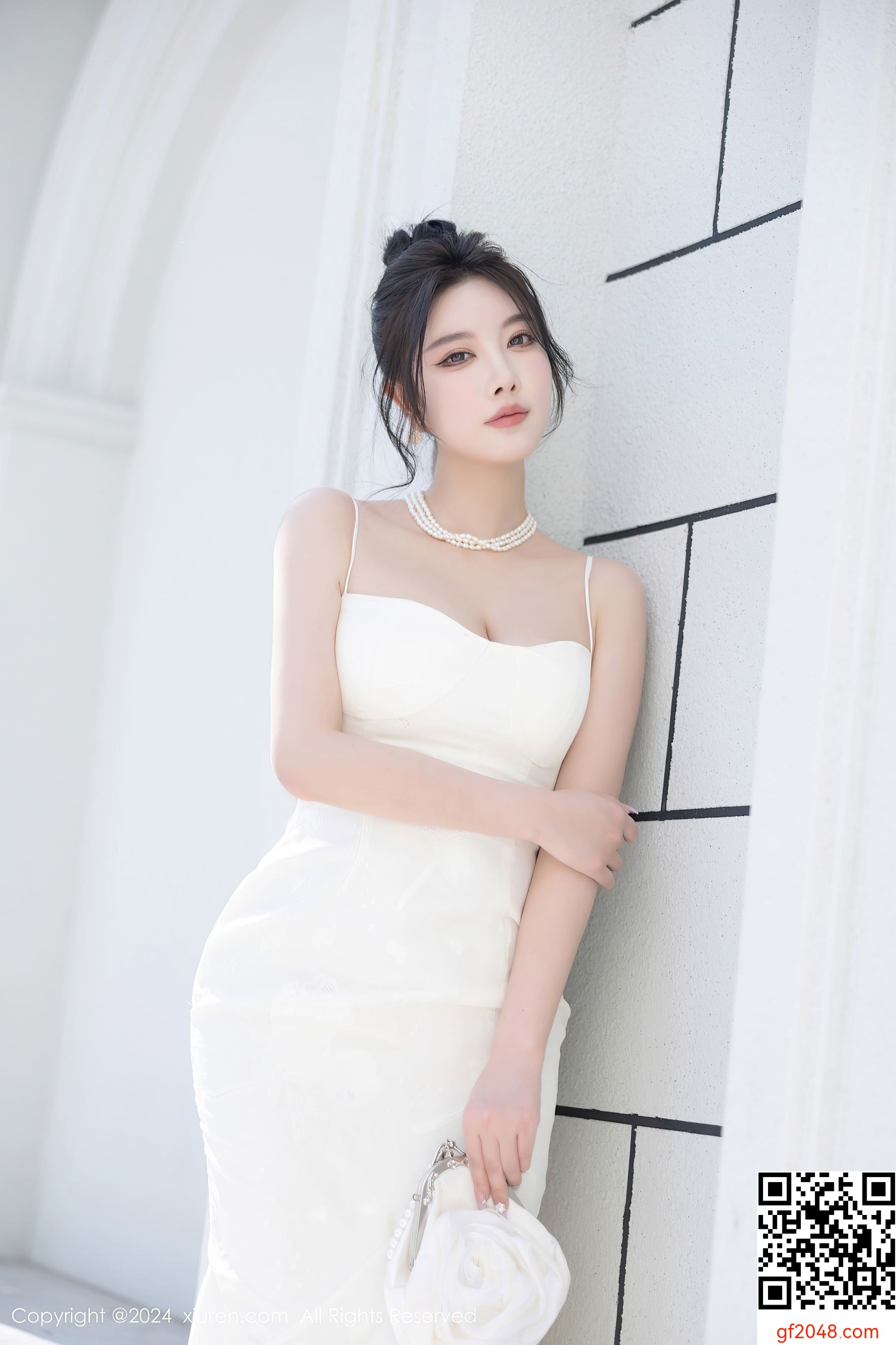 [XiuRen秀人网] No.8538 杨晨晨Yome 丝袜美腿